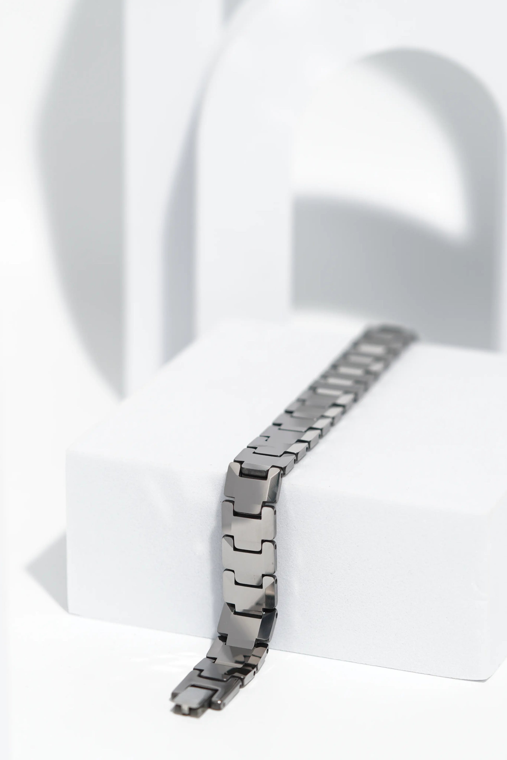 Orin - Ceramic bracelet for men. worldjewel.in men's bracelets