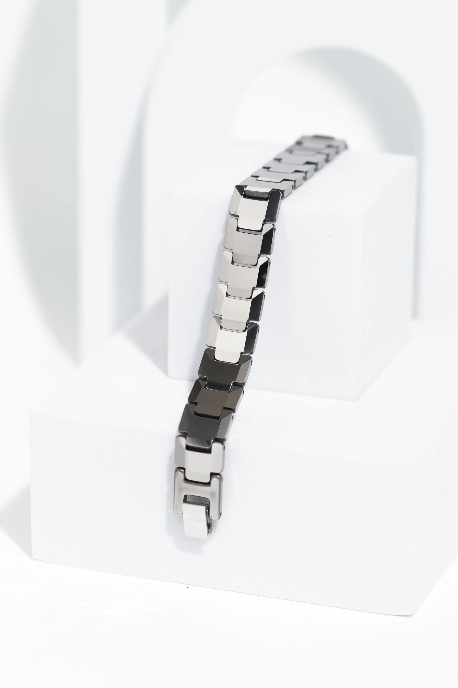 Orin - Ceramic bracelet for men. worldjewel.in men's bracelets