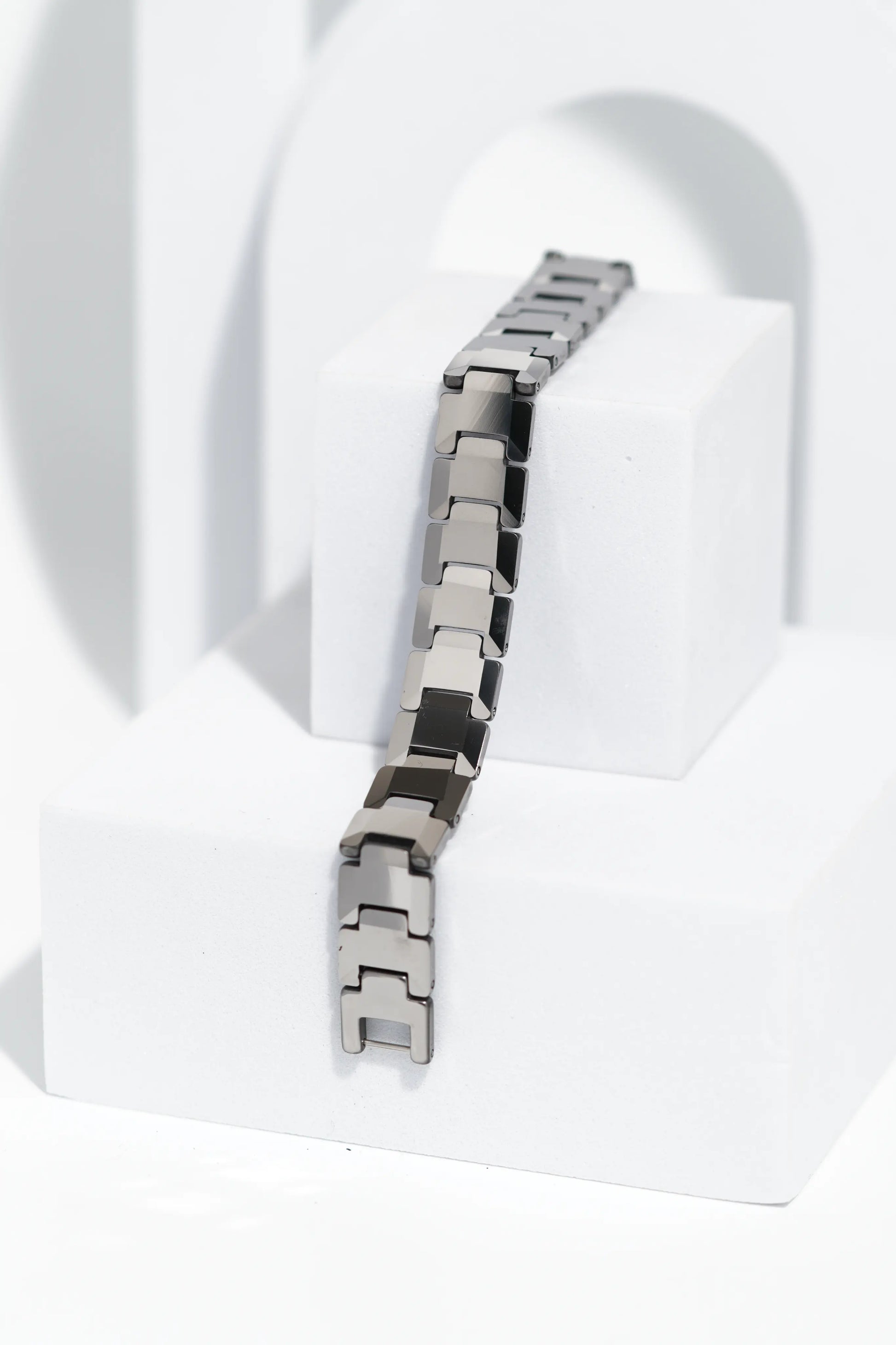 Orin - Ceramic bracelet for men. worldjewel.in men's bracelets
