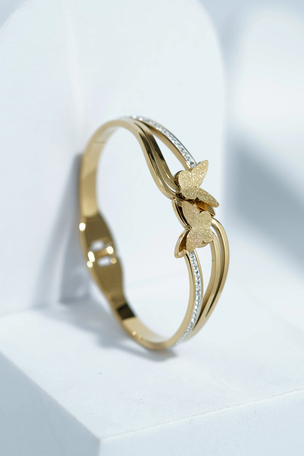 Orla Radiance Bangle Bracelet worldjewel.in CUFF BRACELET FOR WOMEN
