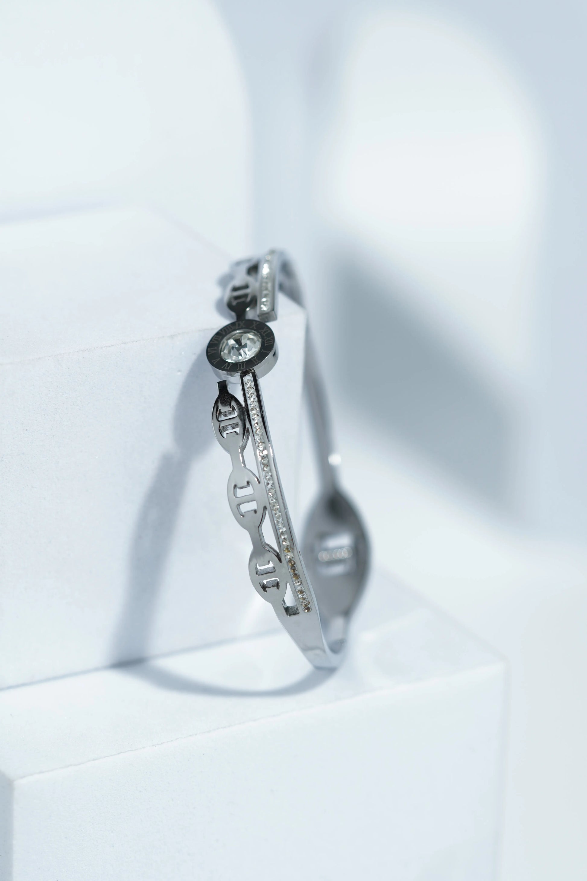 Oro Line Bangle Bracelet worldjewel.in CUFF BRACELET FOR WOMEN