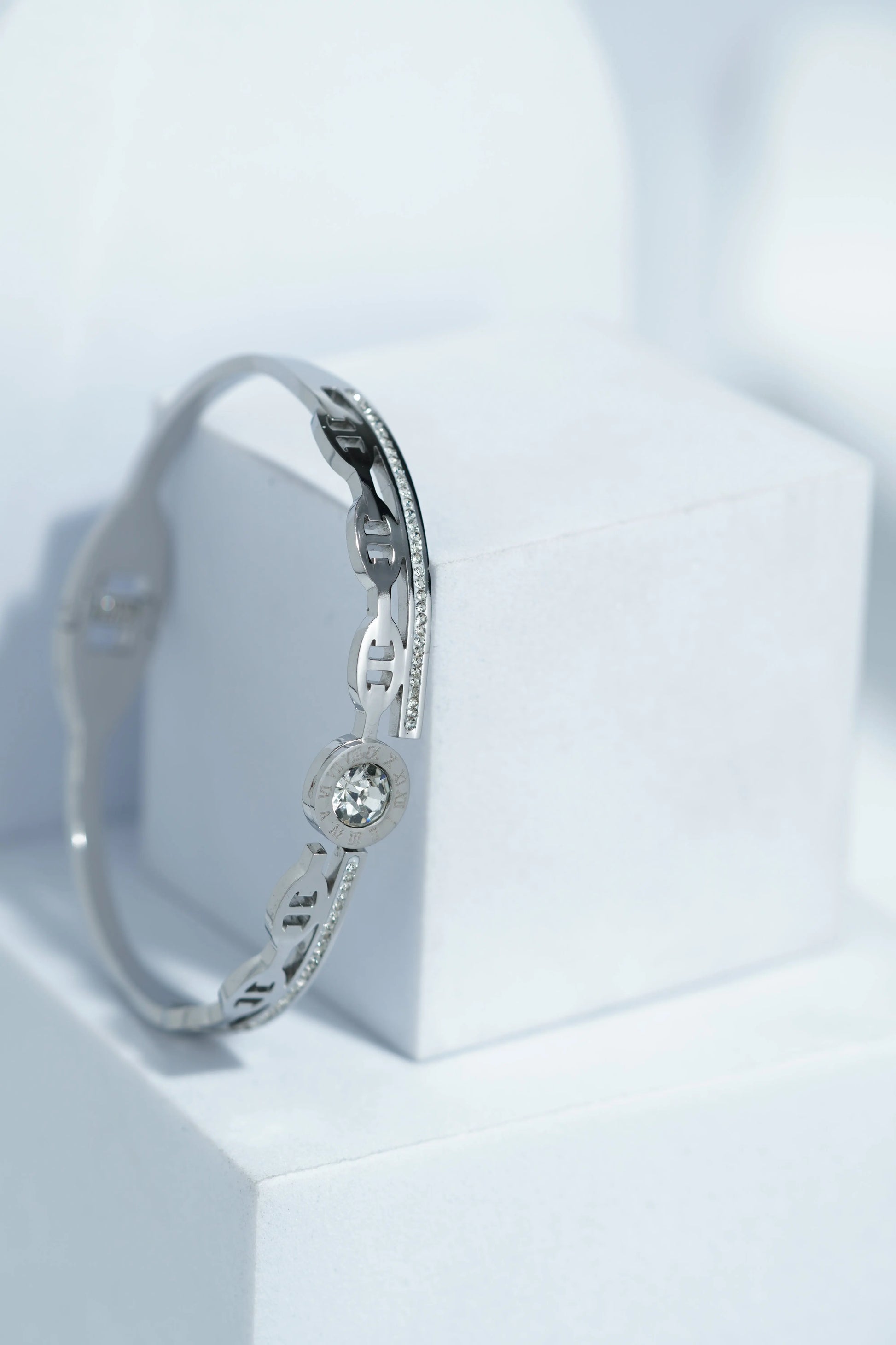 Oro Line Bangle Bracelet worldjewel.in CUFF BRACELET FOR WOMEN