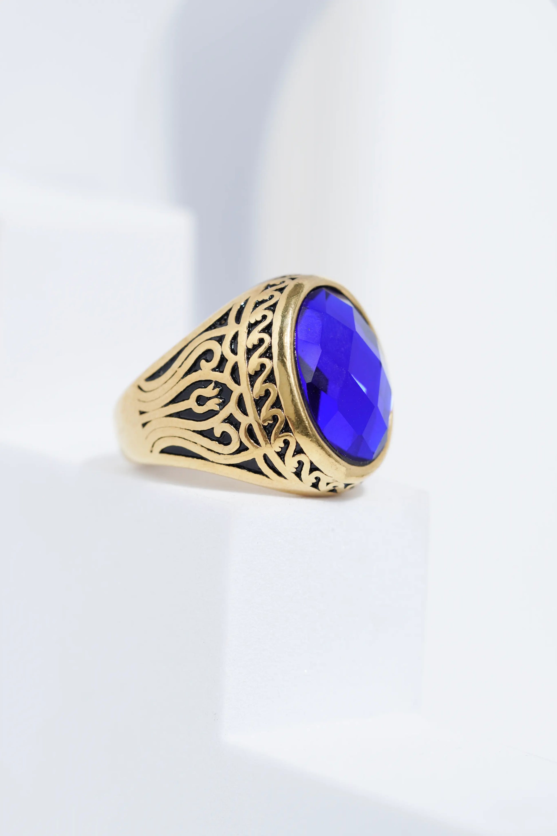 Oval Blue Stone Diamond Ring For Men worldjewel.in men's ring