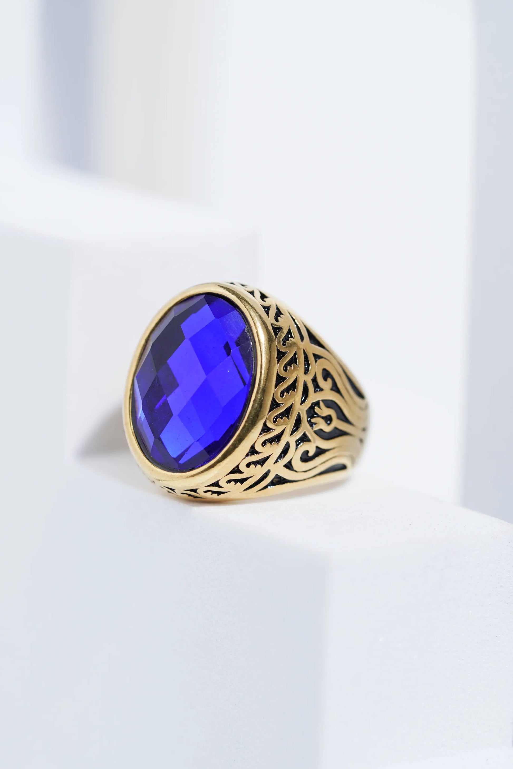 Oval Blue Stone Diamond Ring For Men worldjewel.in men's ring