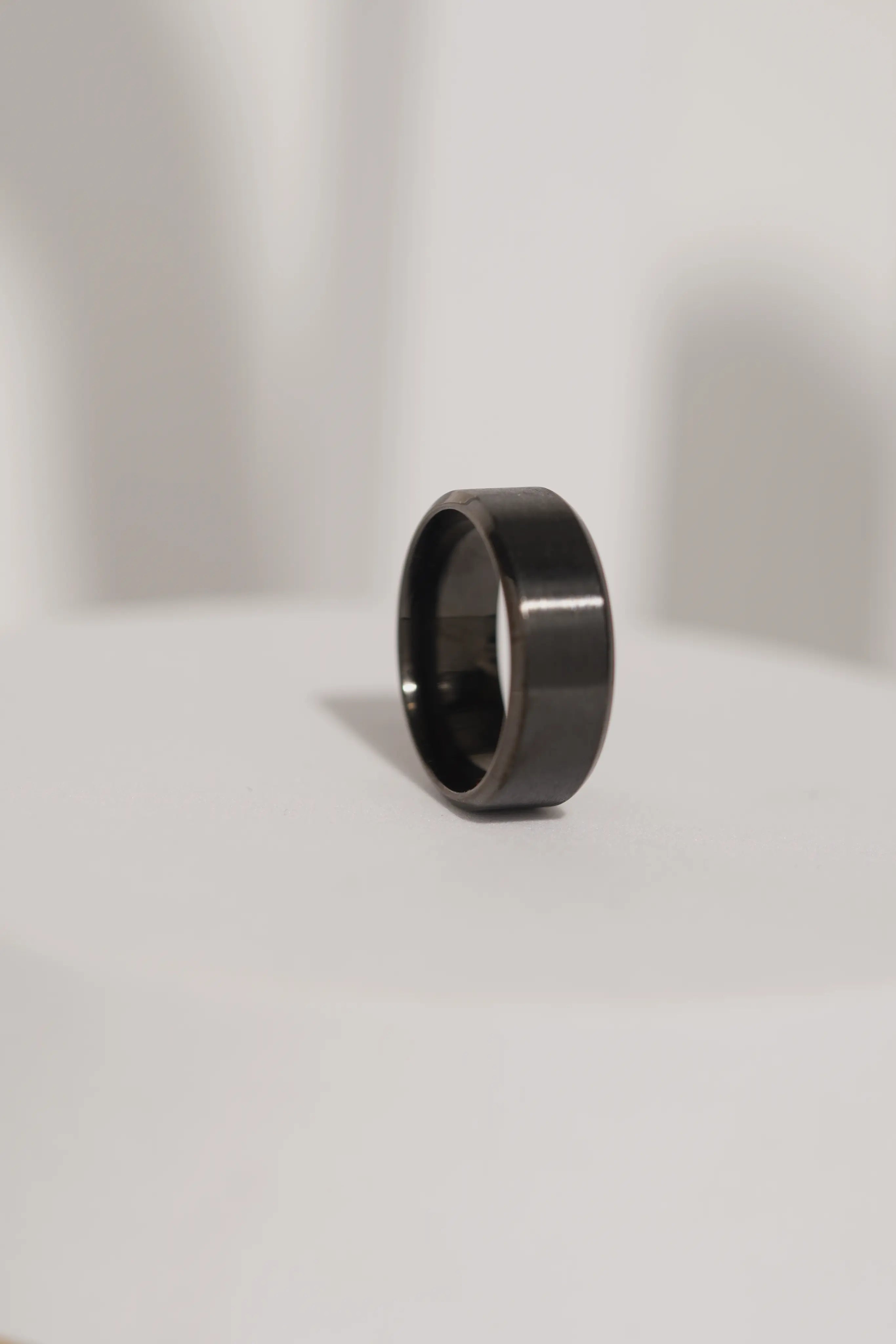 Plain Sleek Black Ring For Men worldjewel.in men's ring
