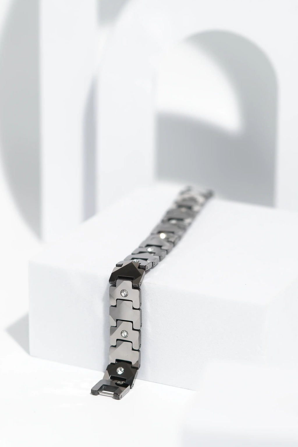 QuietForm - Ceramic bracelet for men. worldjewel.in men's bracelets