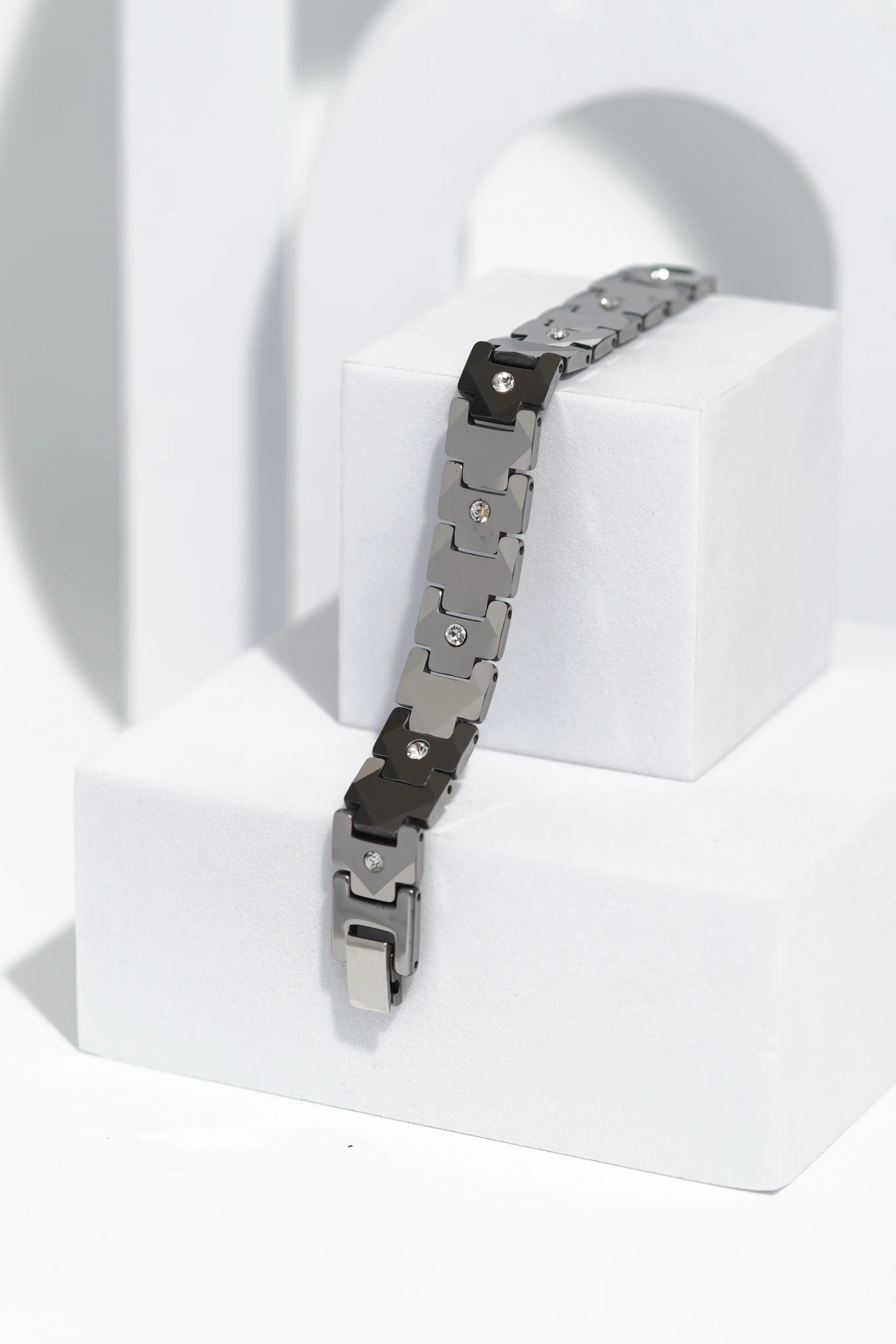 QuietForm - Ceramic bracelet for men. worldjewel.in men's bracelets