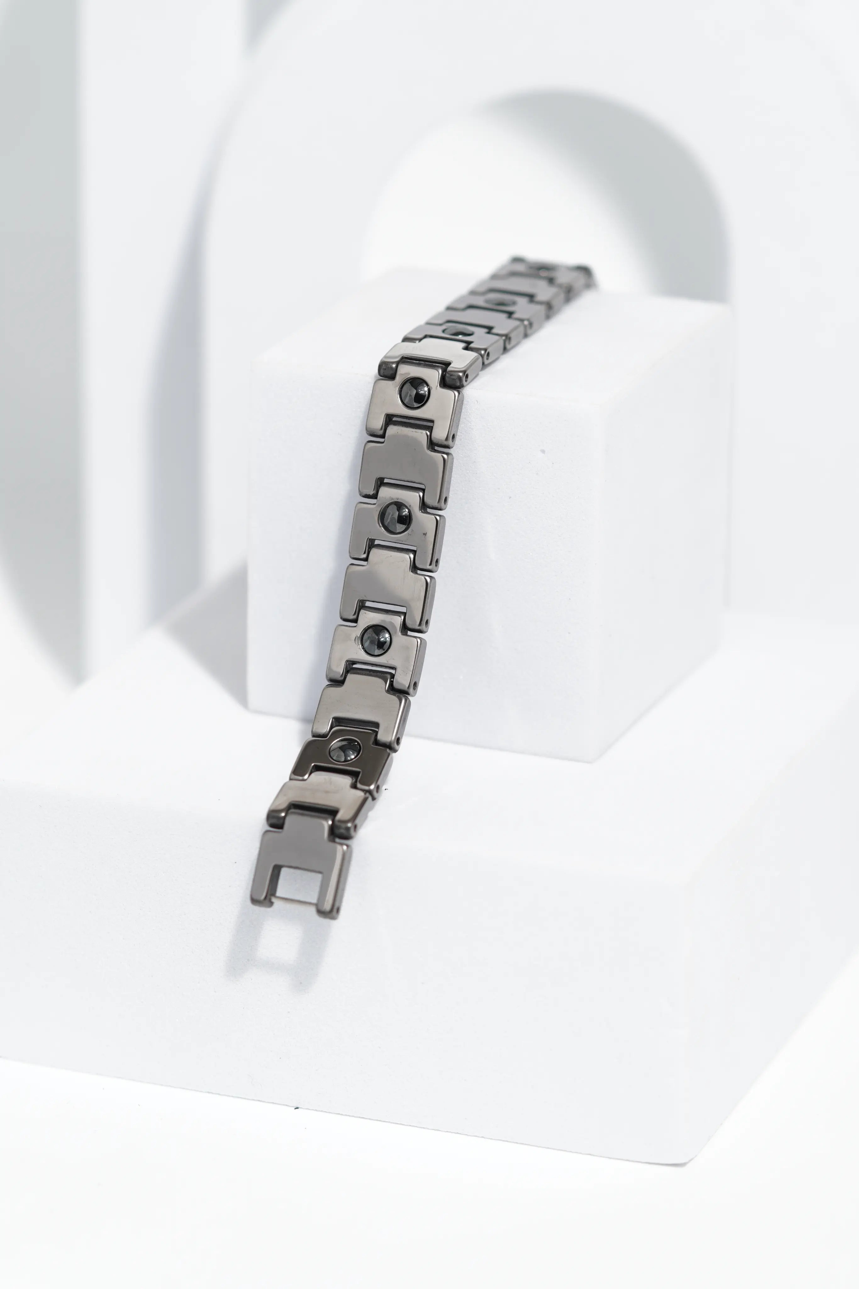 QuietForm - Ceramic bracelet for men. worldjewel.in men's bracelets