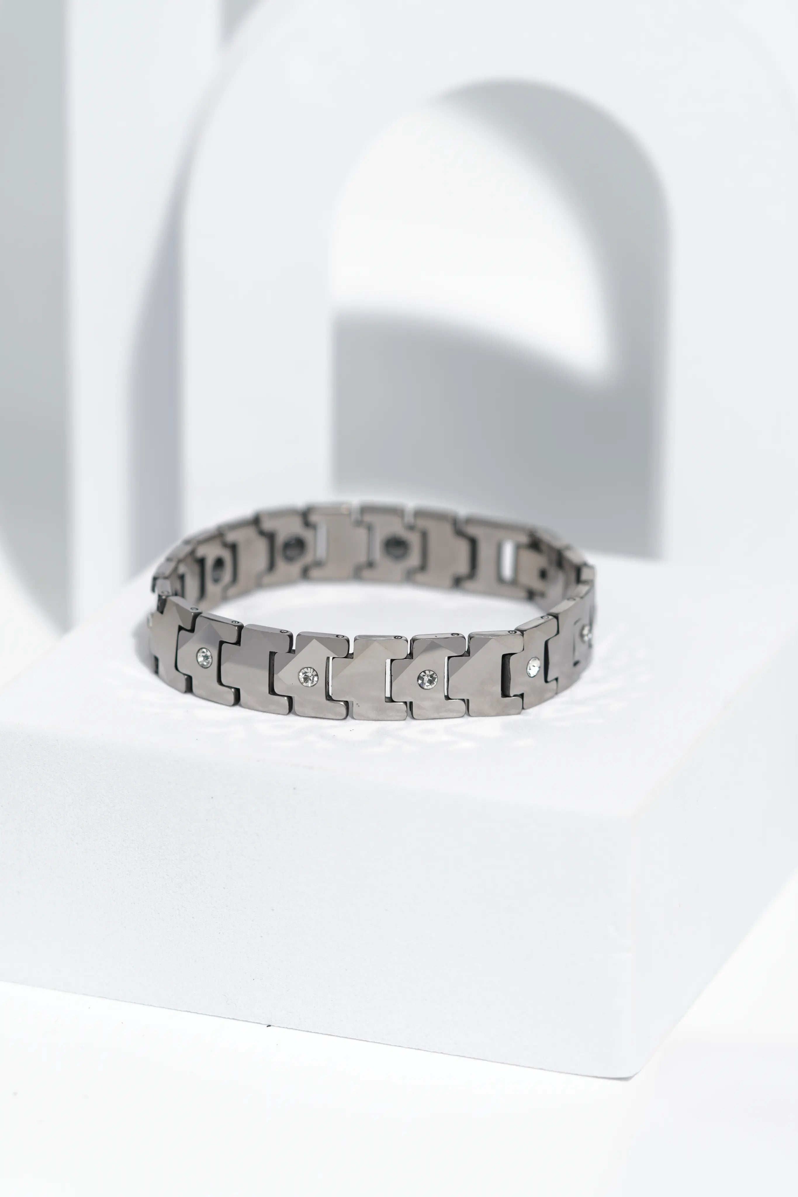 QuietForm - Ceramic bracelet for men. worldjewel.in men's bracelets