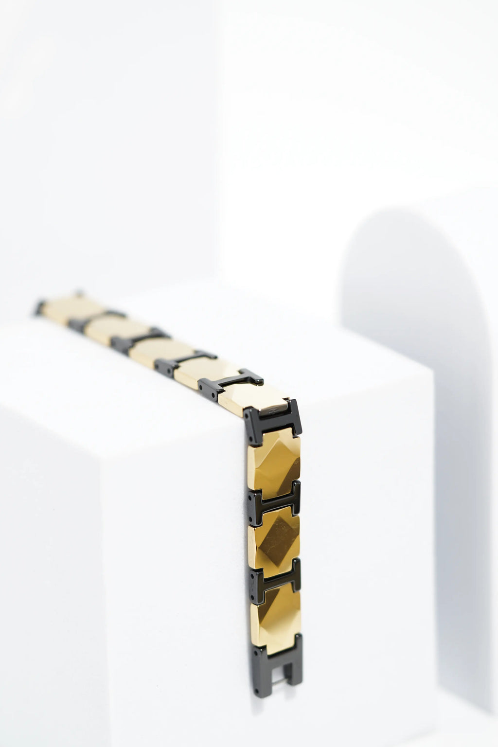 QuietGold Ceramic bracelet for men. worldjewel.in men's bracelets