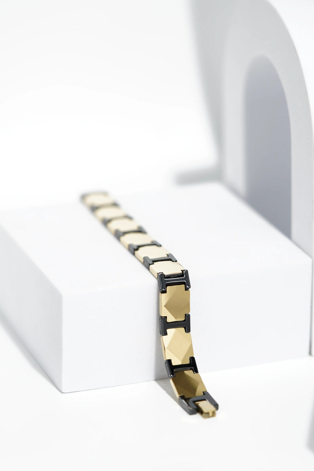 QuietGold Ceramic bracelet for men. worldjewel.in men's bracelets