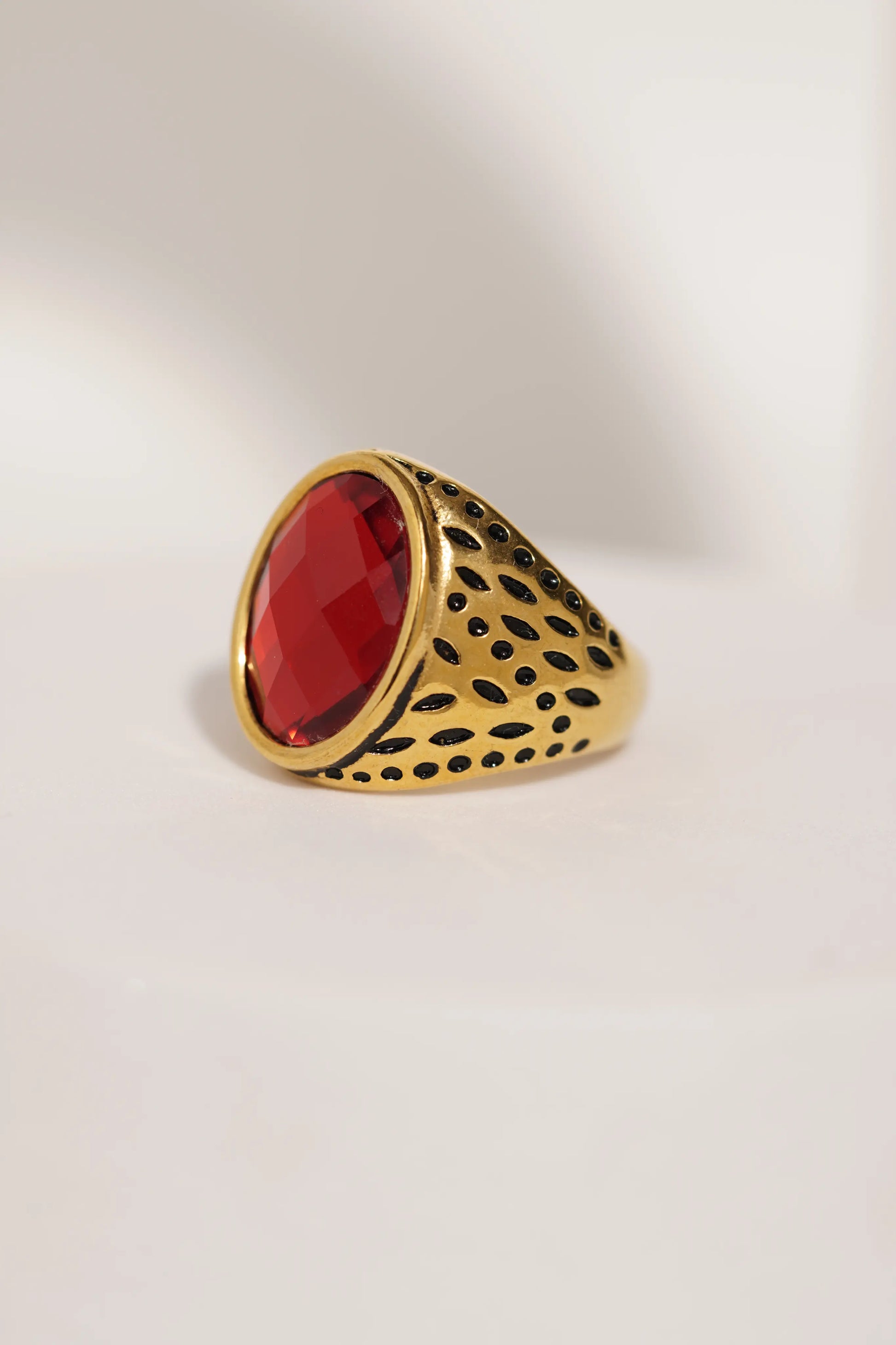 Red Diamond golden Turkish Ring worldjewel.in men's ring