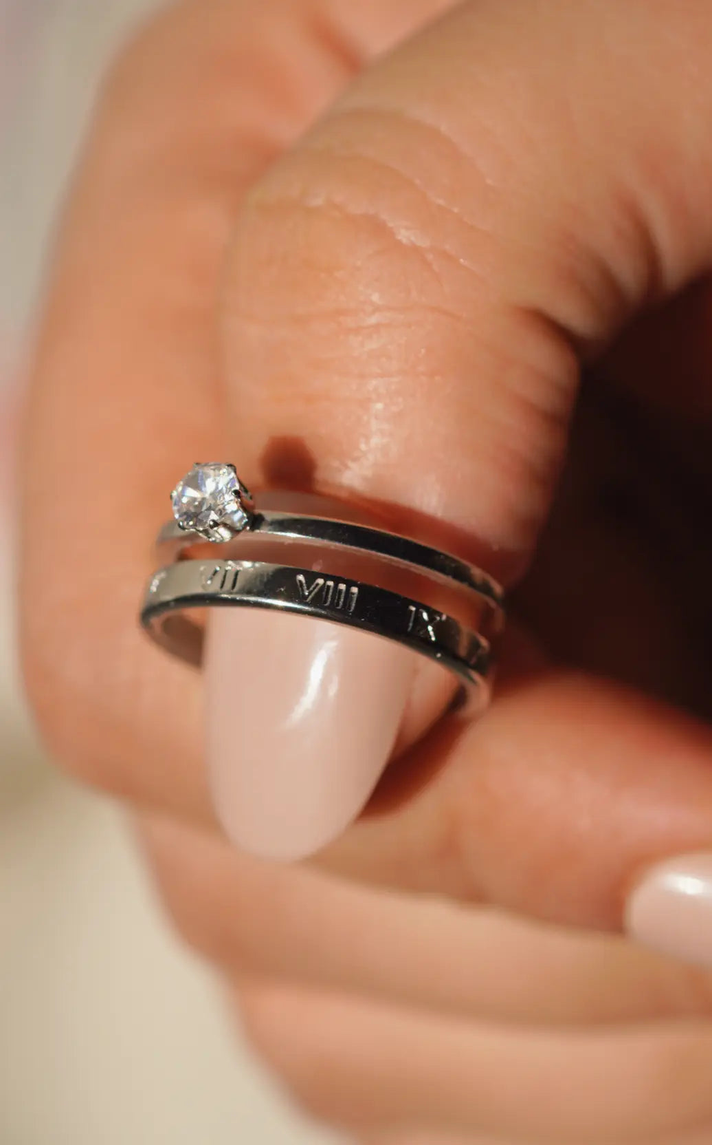 Roman Solitaire ring for women - worldjewel.in