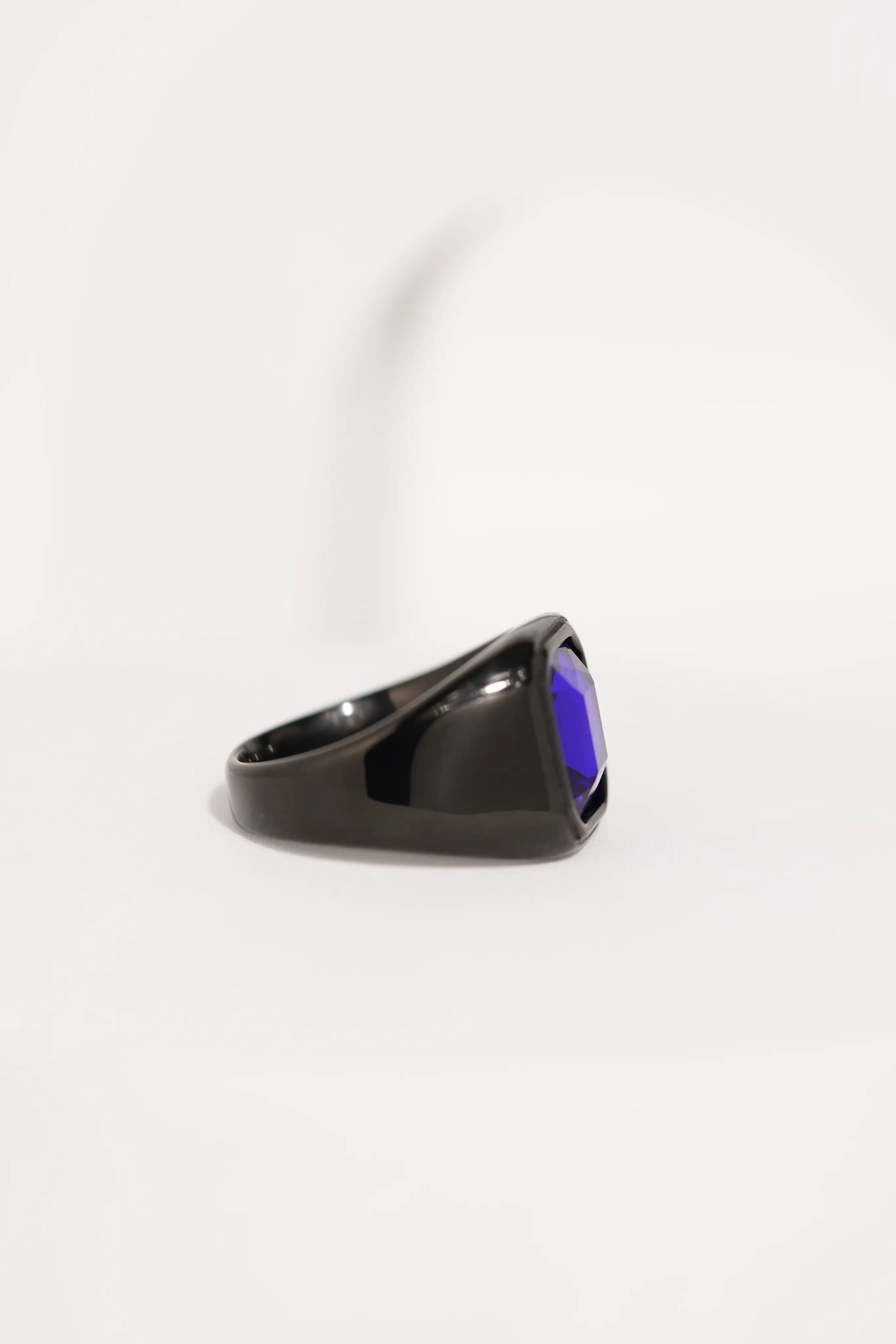 Royale Blue Gem Ring For Men worldjewel.in men's ring