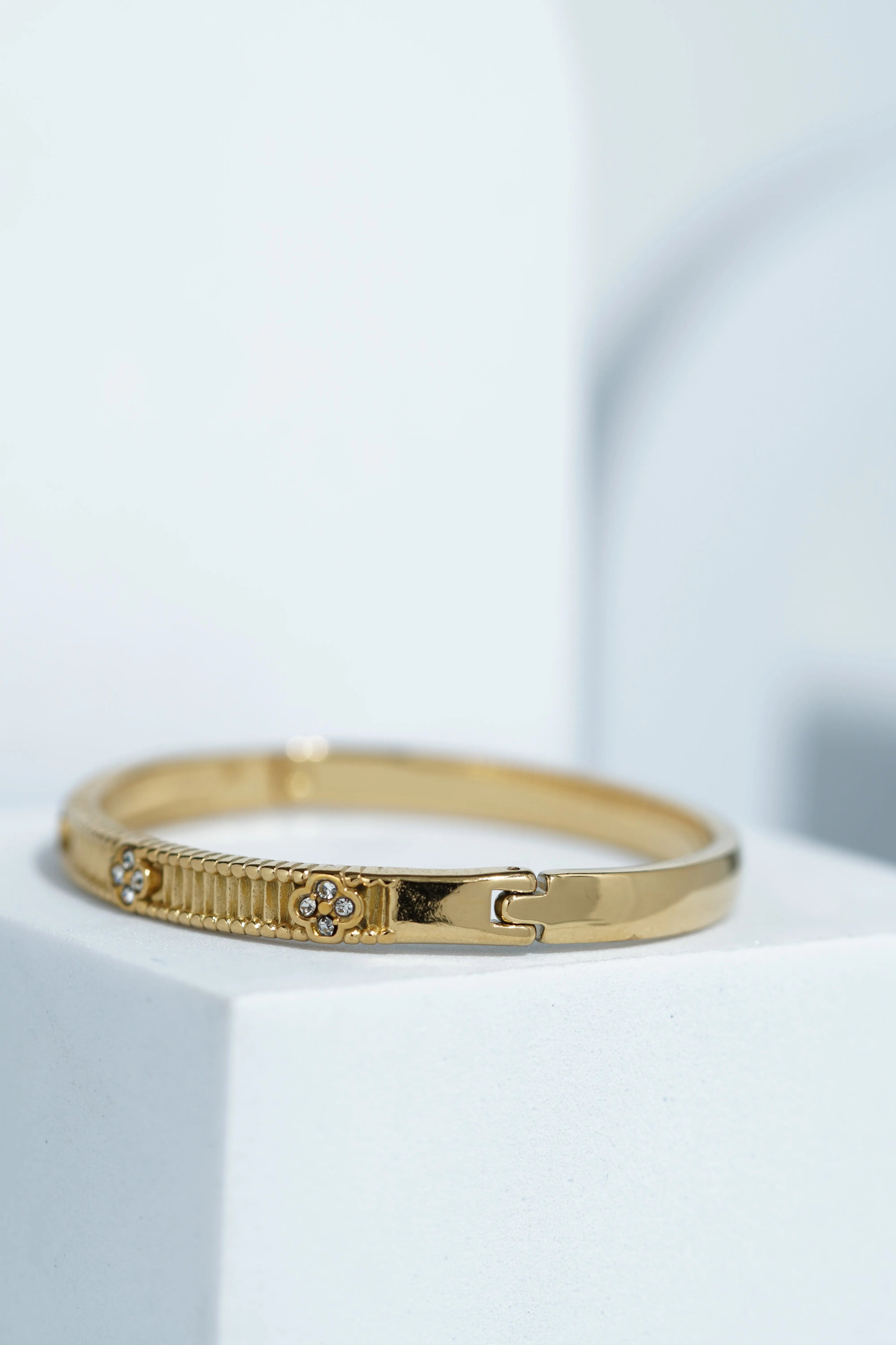 Sandstone Loop Bangle Bracelet worldjewel.in CUFF BRACELET FOR WOMEN