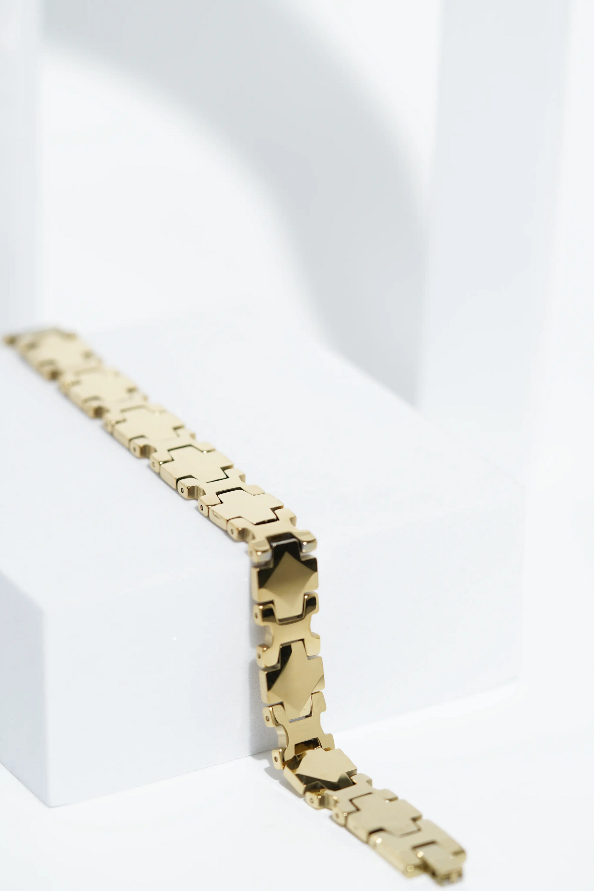Sandstone Shine - Ceramic bracelet for men. worldjewel.in men's bracelets