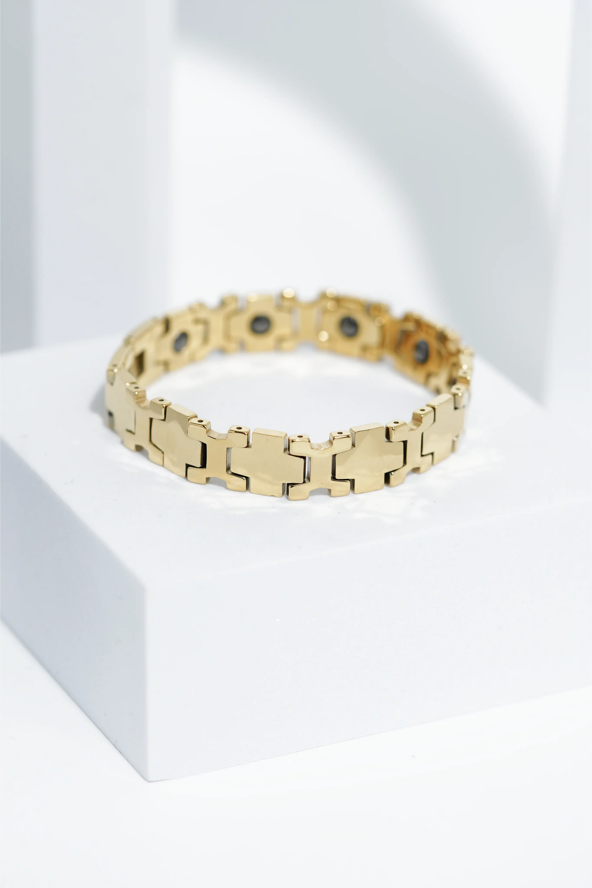 Sandstone Shine - Ceramic bracelet for men. worldjewel.in men's bracelets
