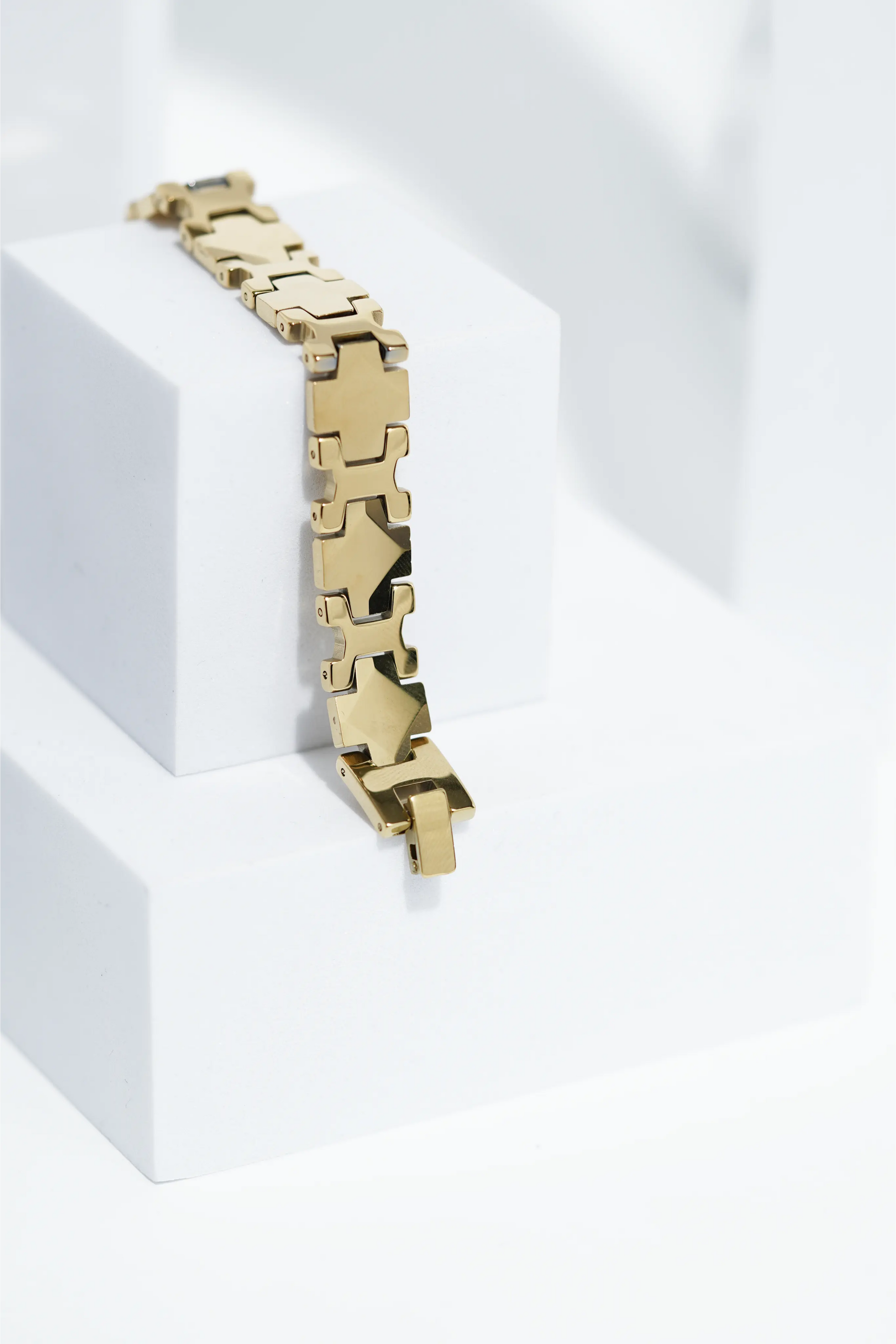 Sandstone Shine - Ceramic bracelet for men. worldjewel.in men's bracelets