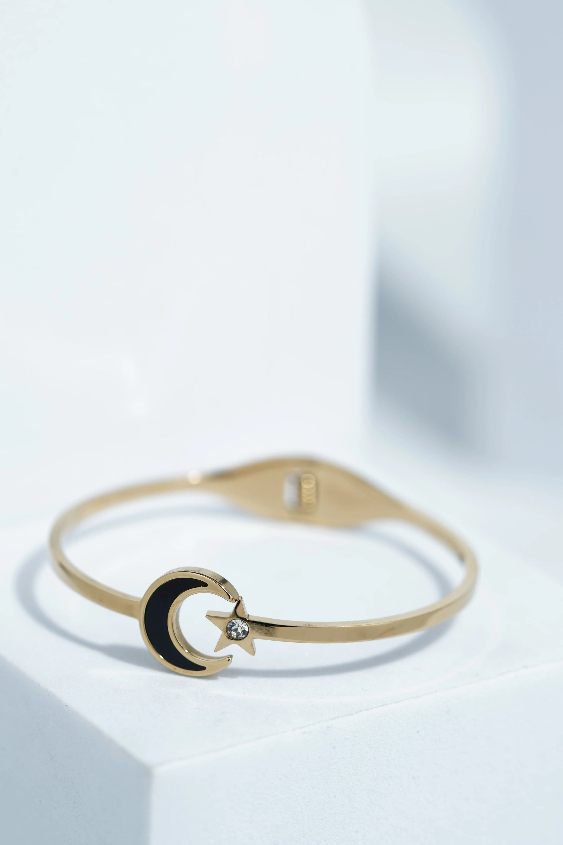 Seren Halo Bangle Bracelet worldjewel.in CUFF BRACELET FOR WOMEN