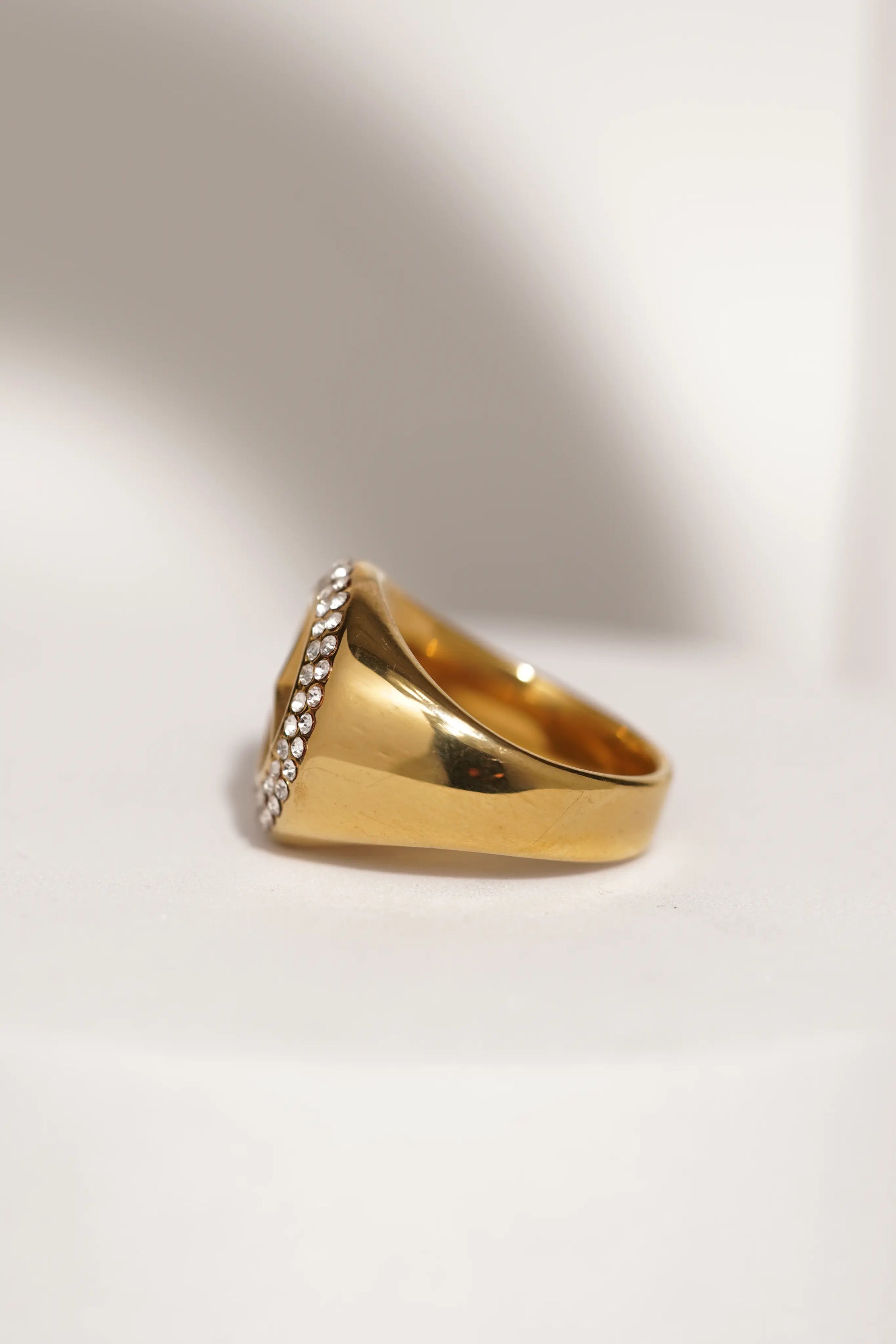 Shiny Golden Diamond Studded Ring worldjewel.in men's ring