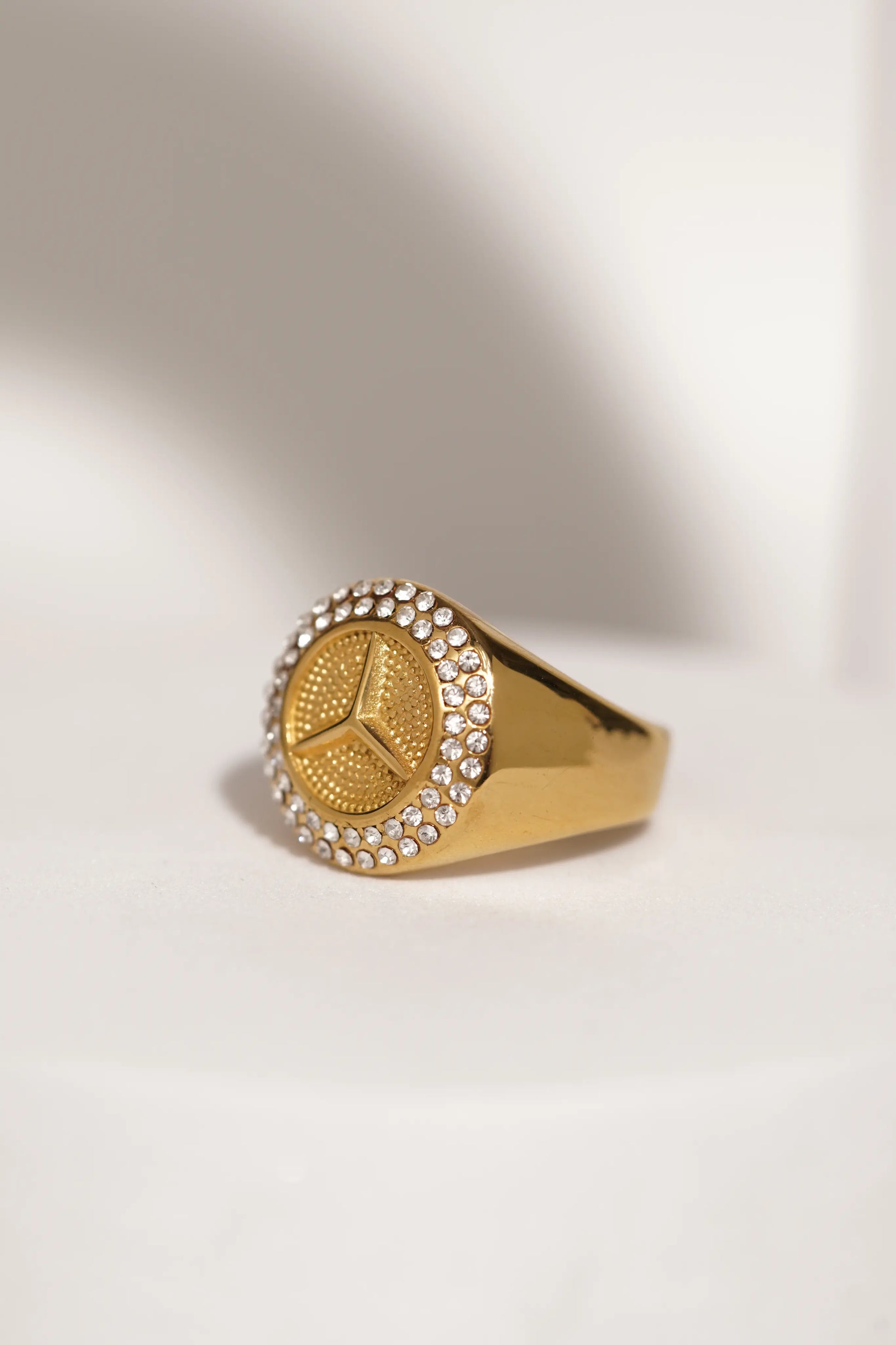 Shiny Golden Diamond Studded Ring worldjewel.in men's ring