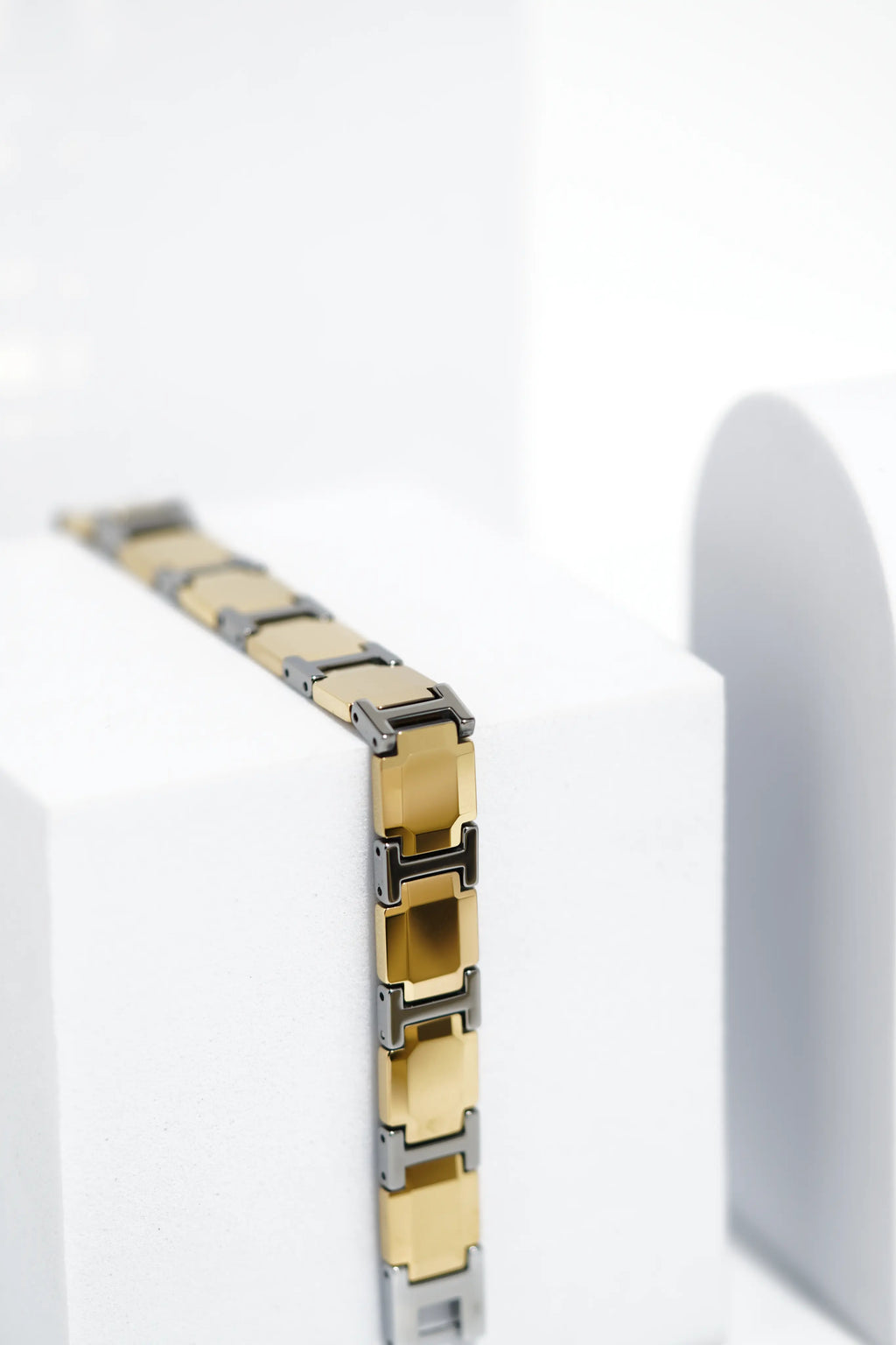 Silque - Ceramic bracelet for men. worldjewel.in men's bracelets