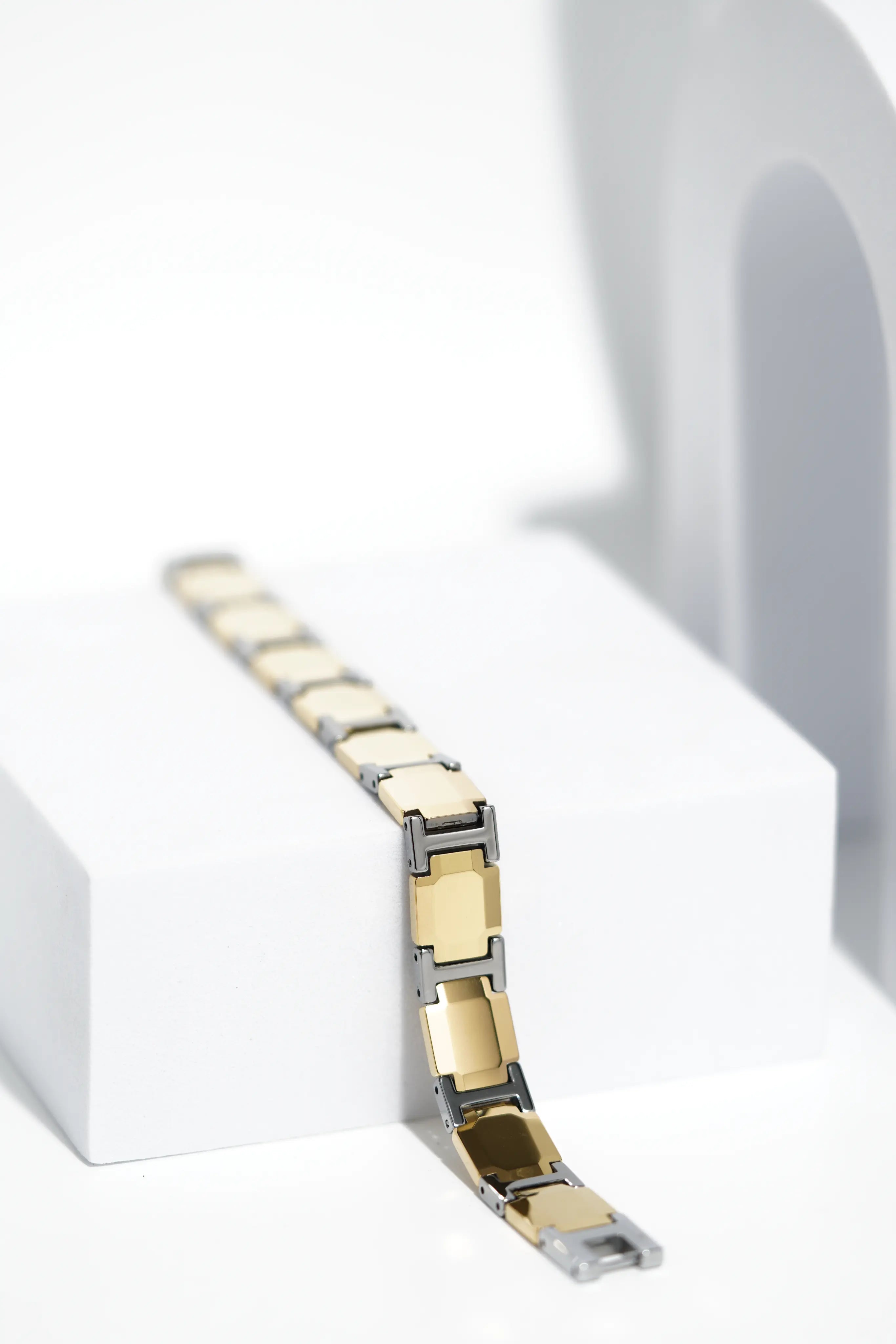 Silque - Ceramic bracelet for men. worldjewel.in men's bracelets