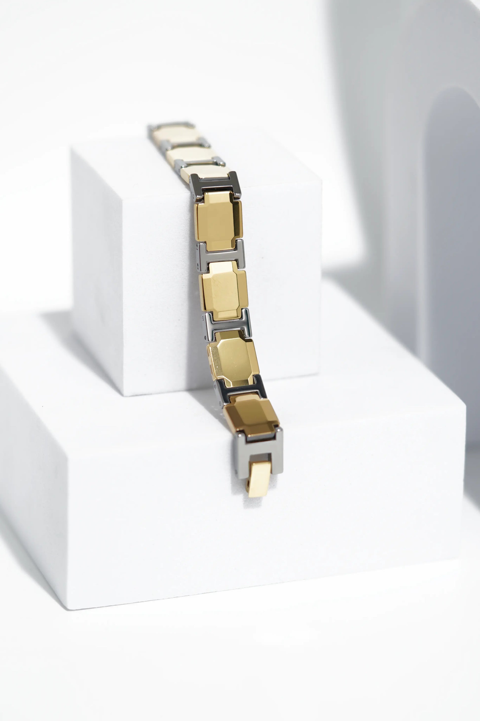 Silque - Ceramic bracelet for men. worldjewel.in men's bracelets