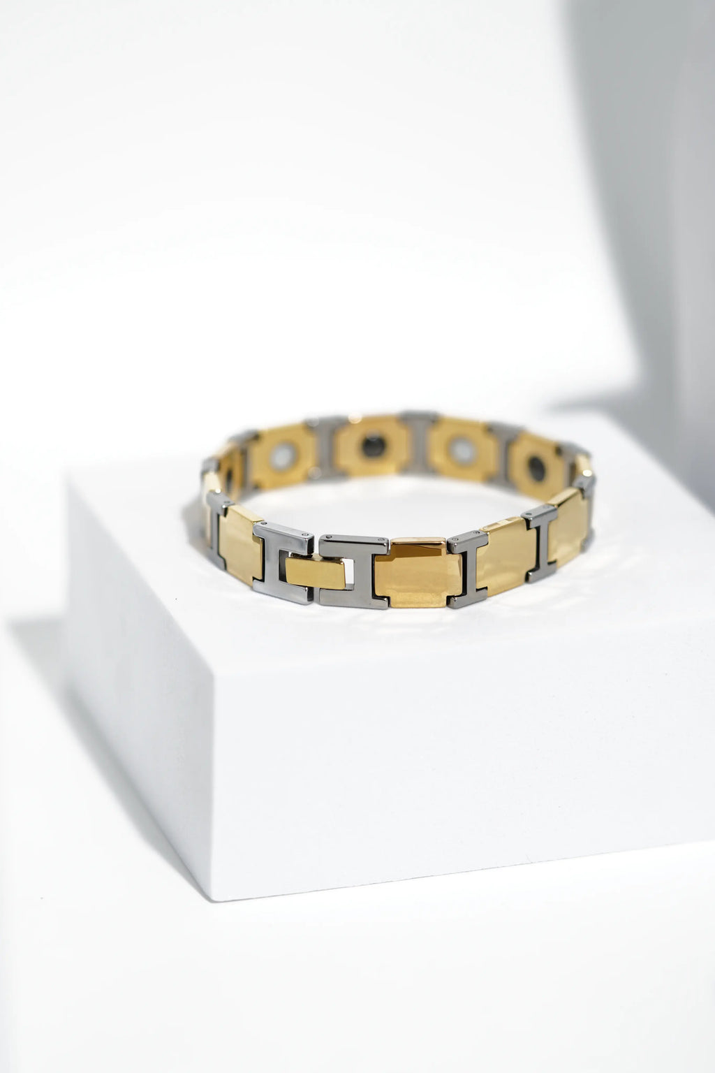 Silque - Ceramic bracelet for men. worldjewel.in men's bracelets