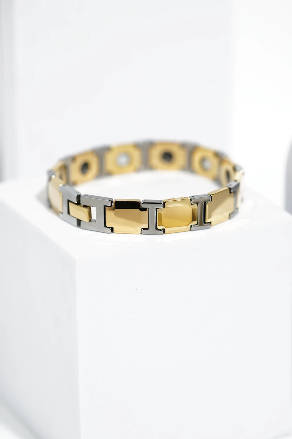 Silque - Ceramic bracelet for men. worldjewel.in men's bracelets