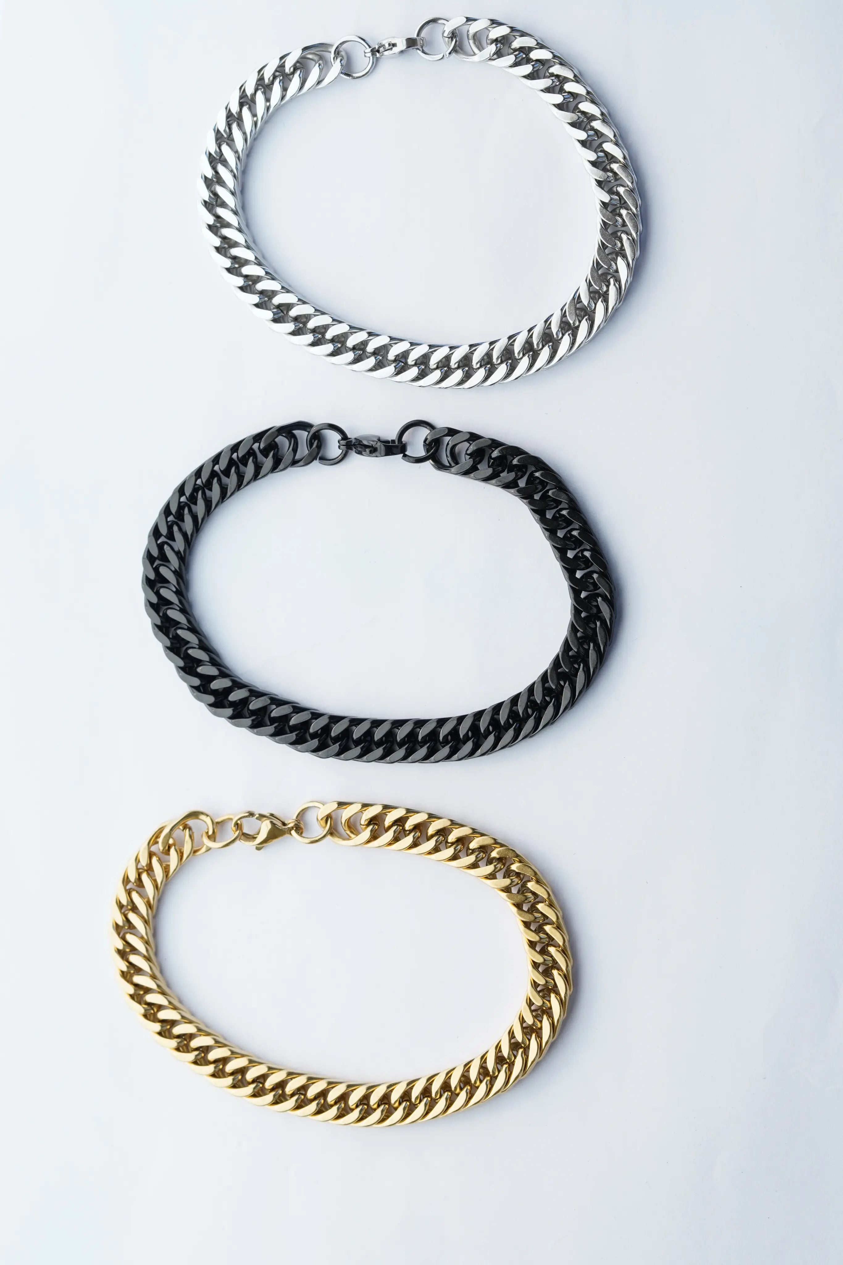 Sleek Chain Bracelet worldjewel.in barcelet for men