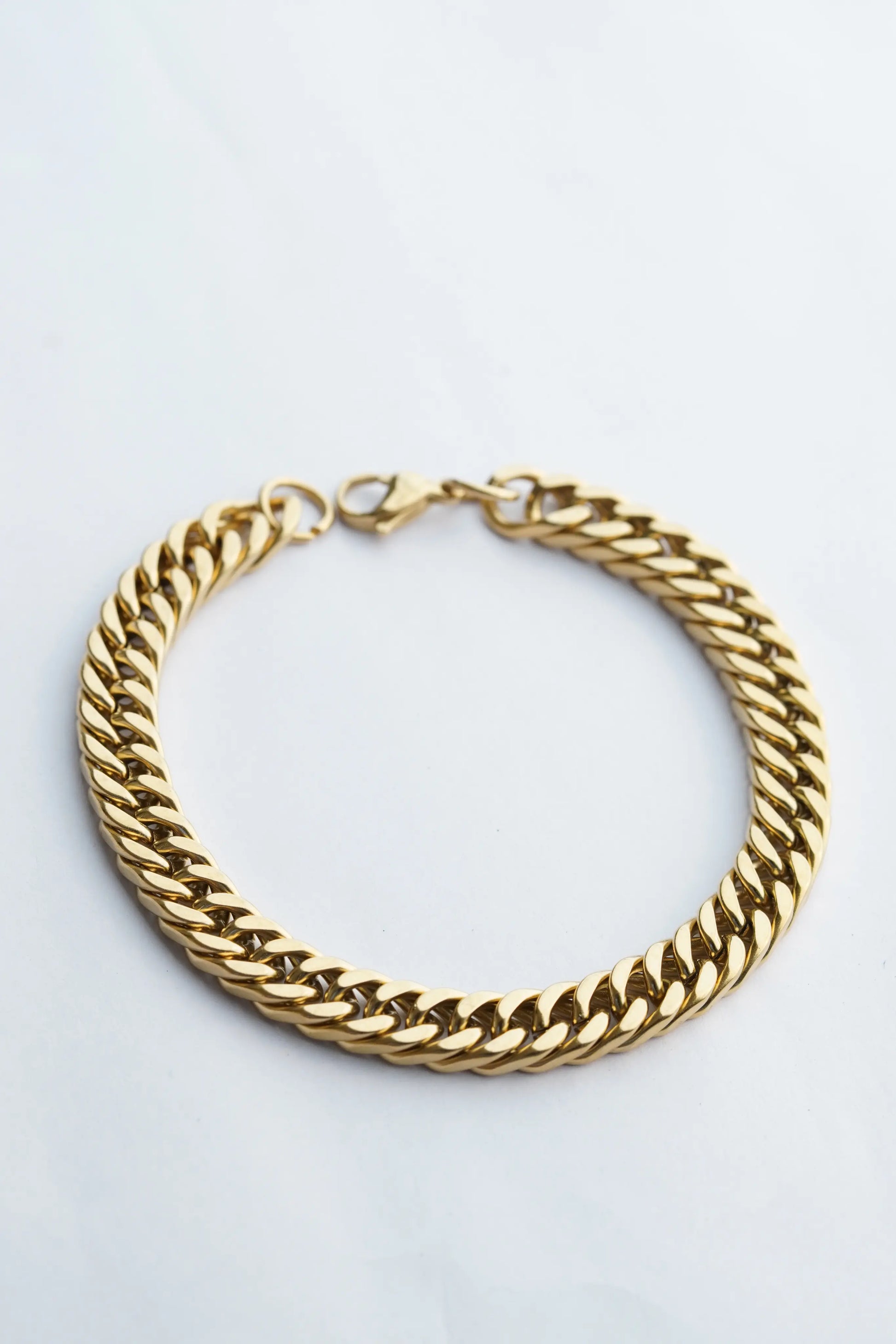 Sleek Chain Bracelet worldjewel.in barcelet for men