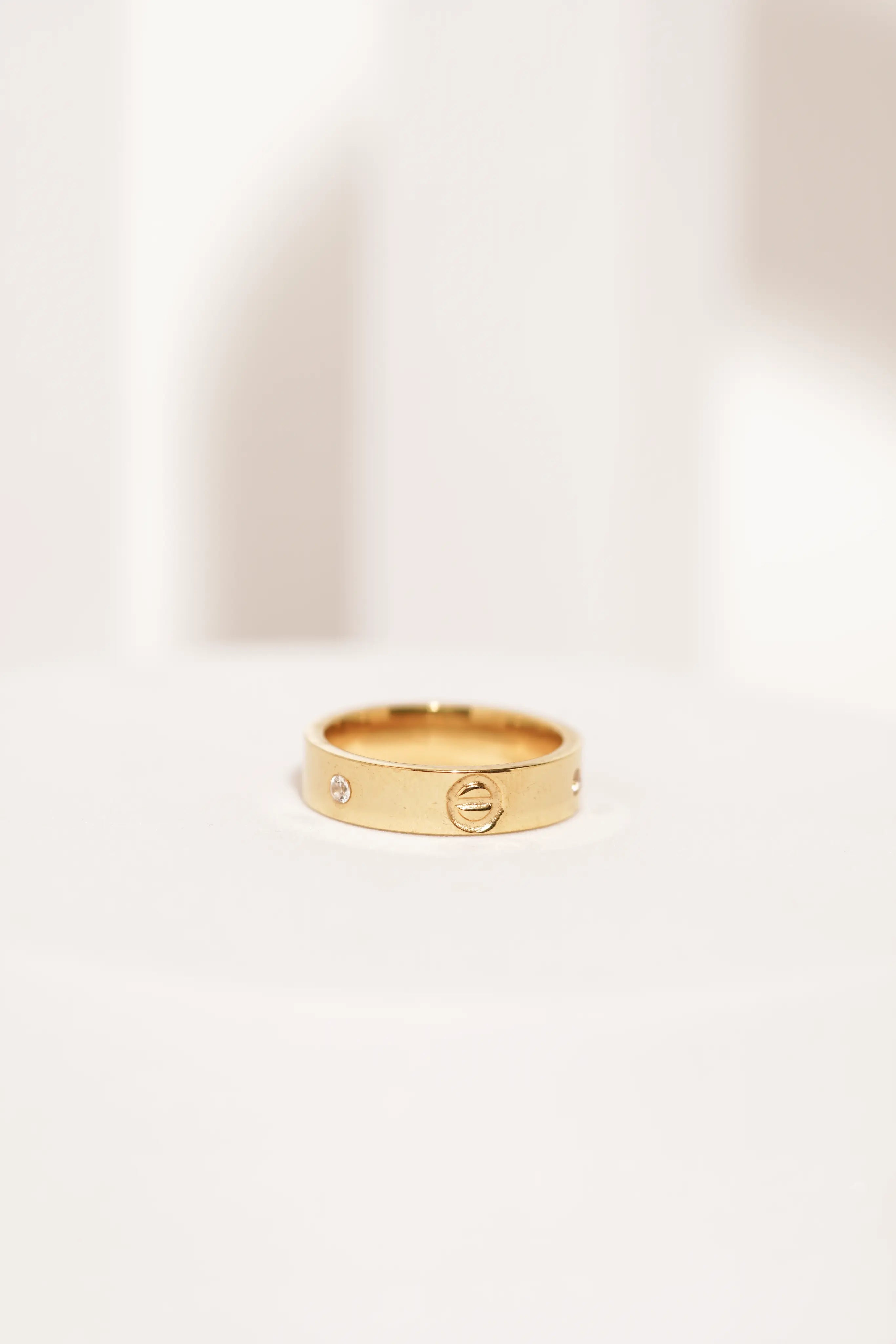Sleek RIng worldjewel.in ADJUSTABLE RING