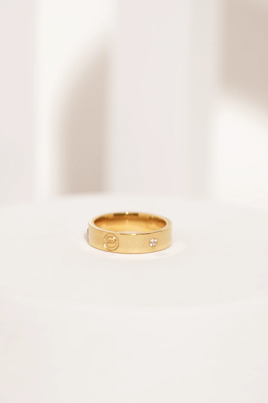 Sleek RIng worldjewel.in ADJUSTABLE RING