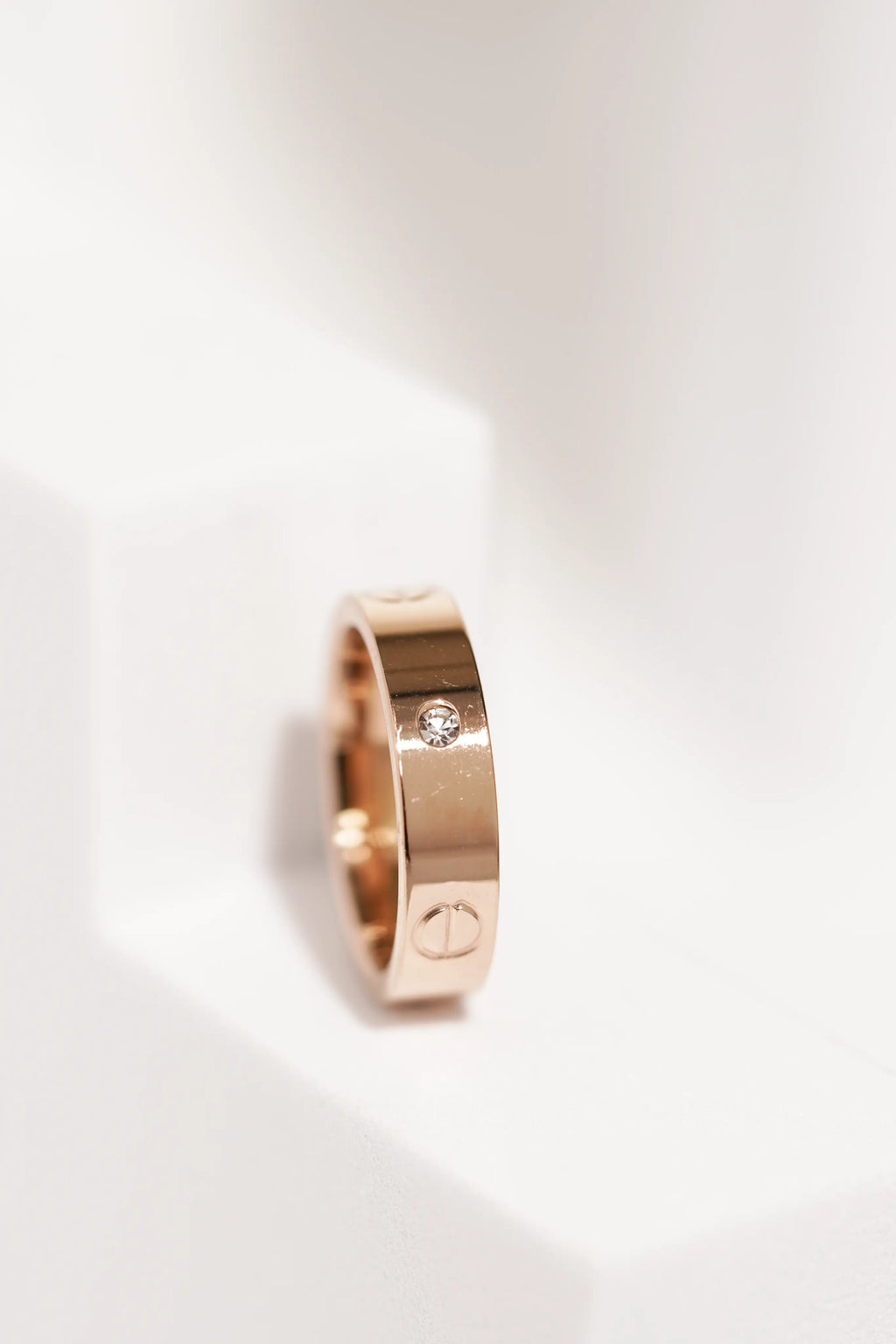 Sleek RIng worldjewel.in ADJUSTABLE RING