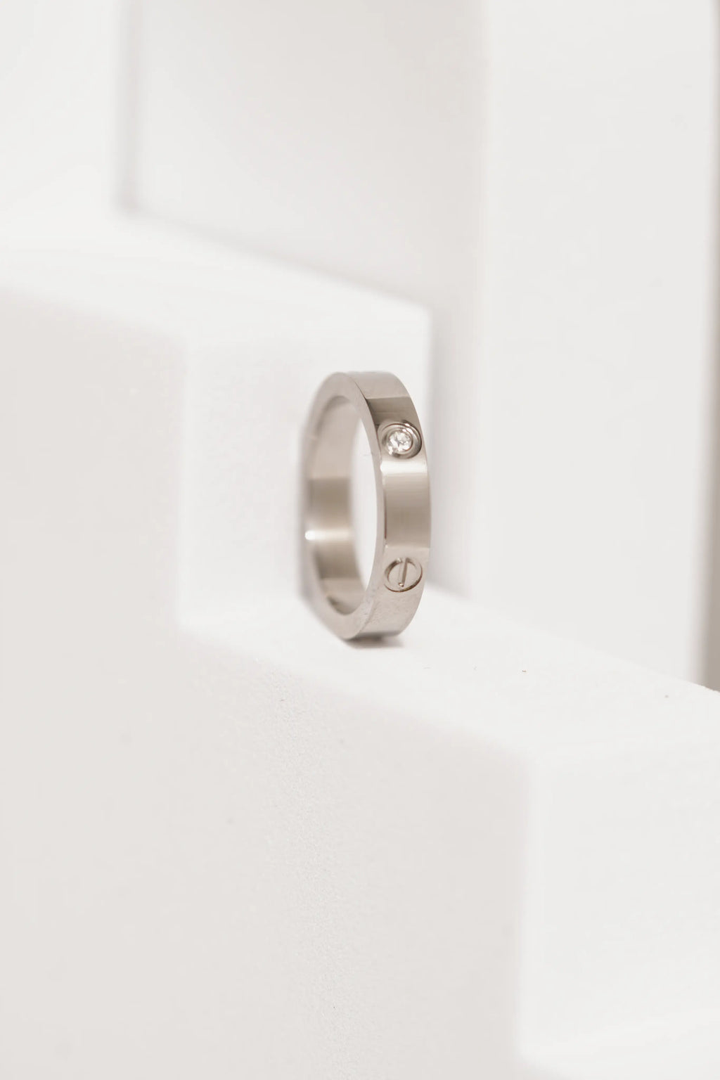 Sleek RIng worldjewel.in ADJUSTABLE RING