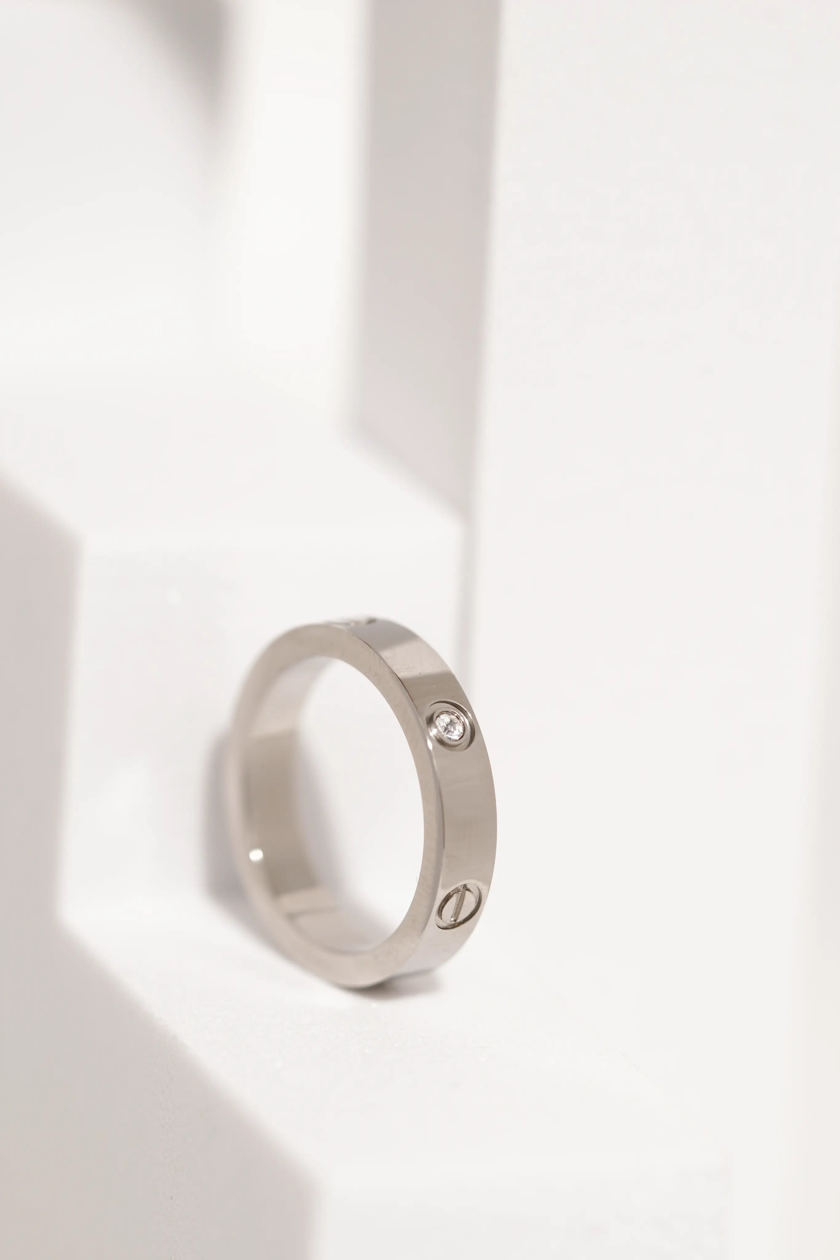 Sleek RIng worldjewel.in ADJUSTABLE RING