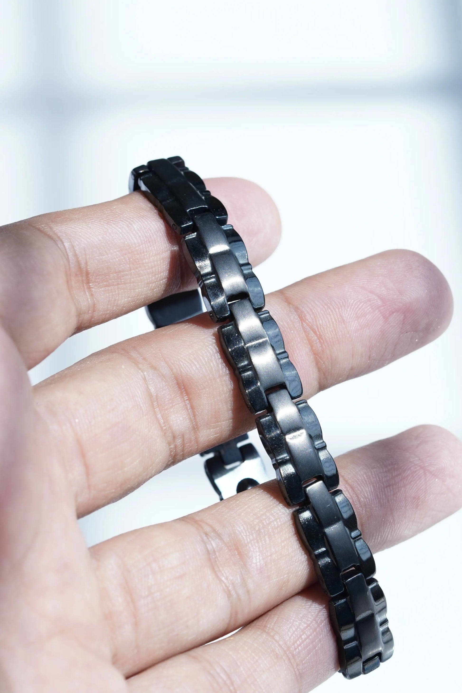 Sleek Titanium bracelet worldjewel.in Titanium bracelet