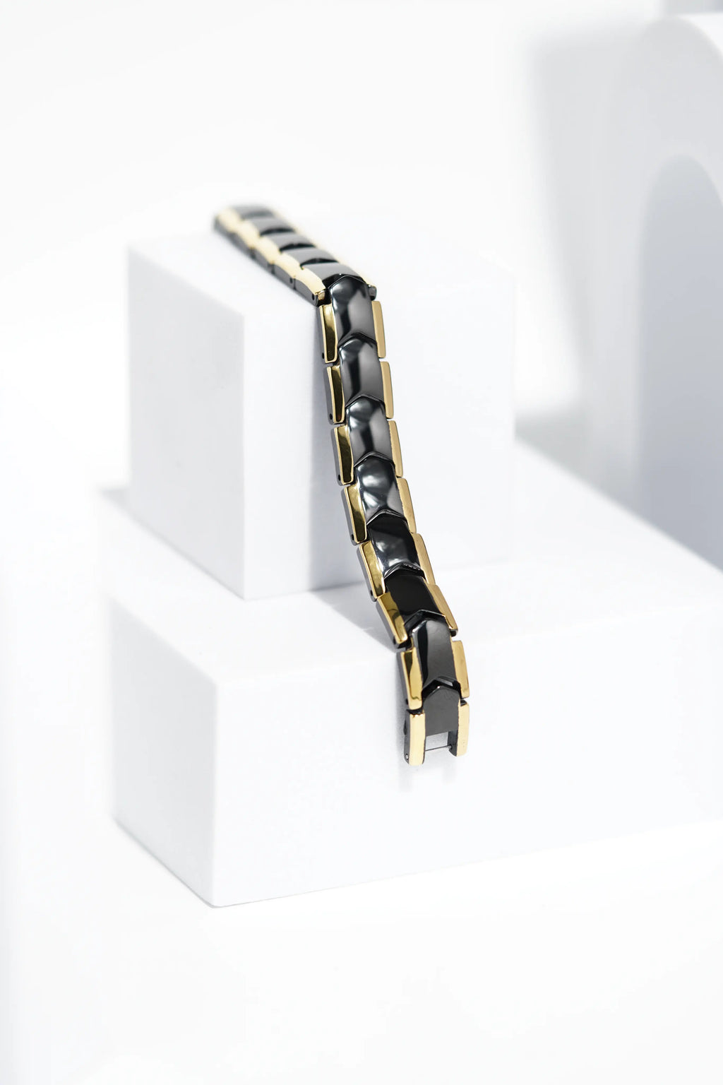 SlimCore Ceramic bracelet for men. worldjewel.in men's bracelets