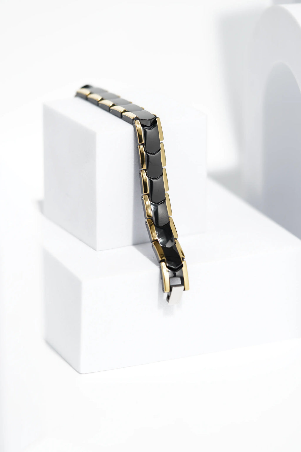 SlimCore Ceramic bracelet for men. worldjewel.in men's bracelets