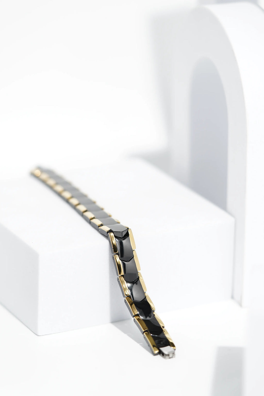 SlimCore Ceramic bracelet for men. worldjewel.in men's bracelets
