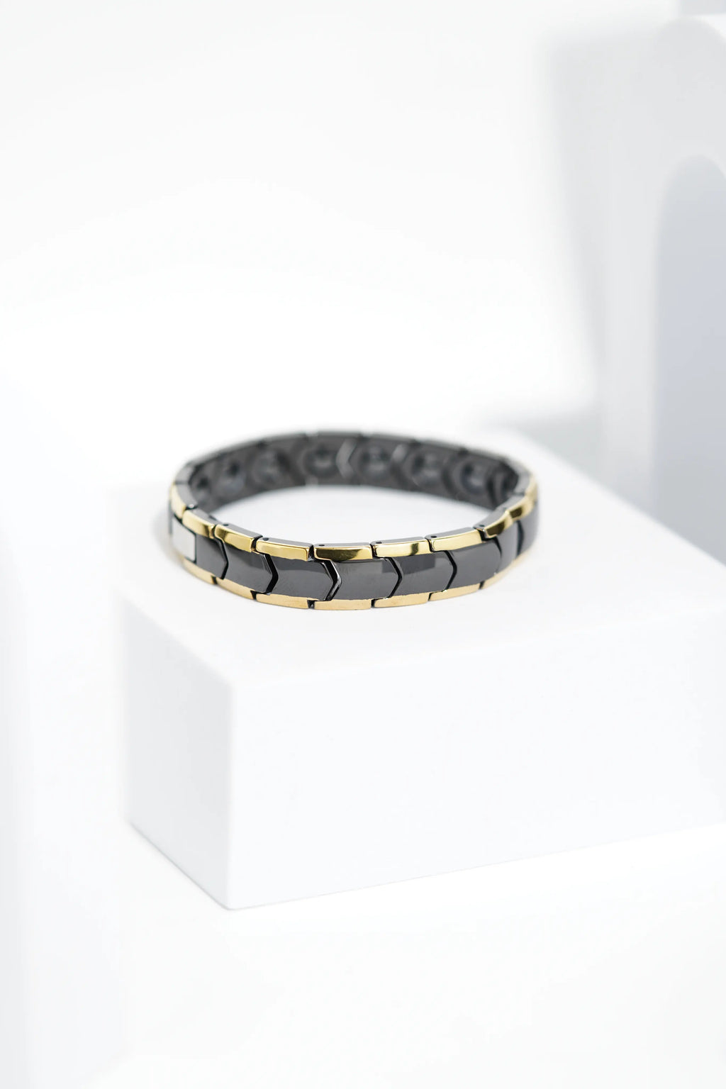 SlimCore Ceramic bracelet for men. worldjewel.in men's bracelets