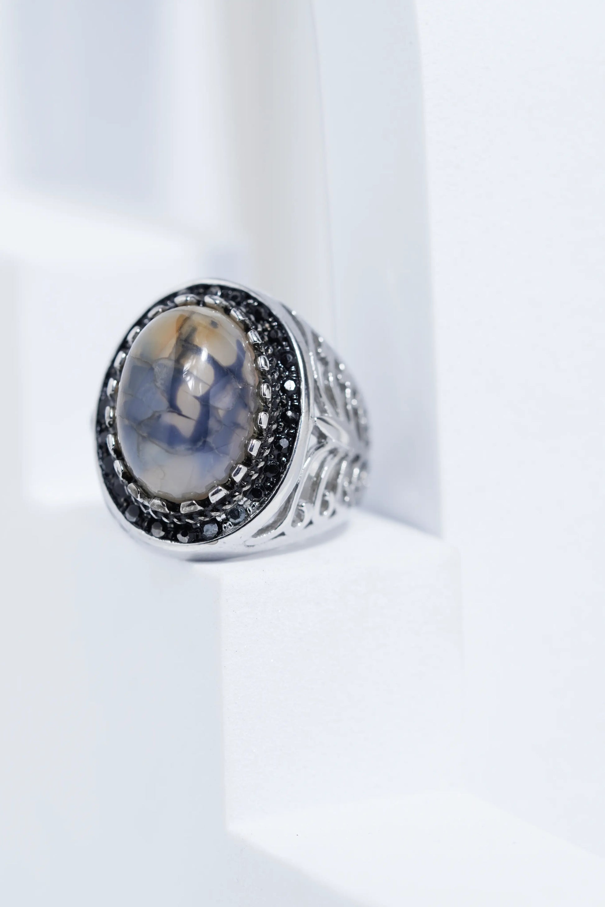 Sliver Oval Shape Stone Ring for Men worldjewel.in men's ring