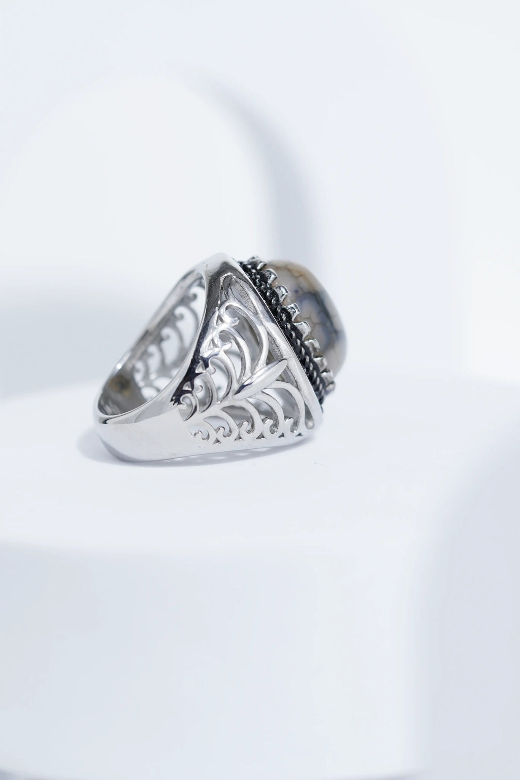 Sliver Oval Shape Stone Ring for Men worldjewel.in men's ring