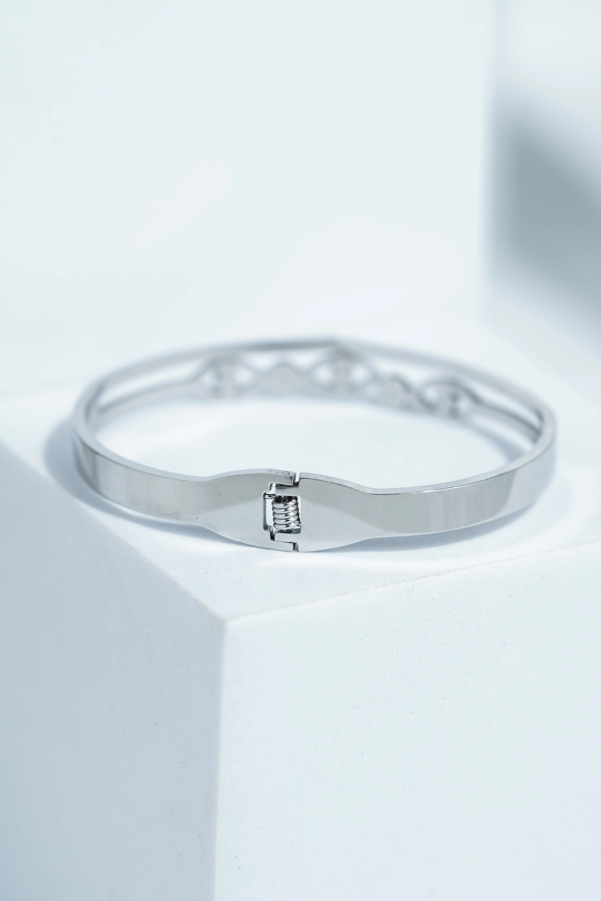 Soléa Ring Bangle Bracelet worldjewel.in CUFF BRACELET FOR WOMEN