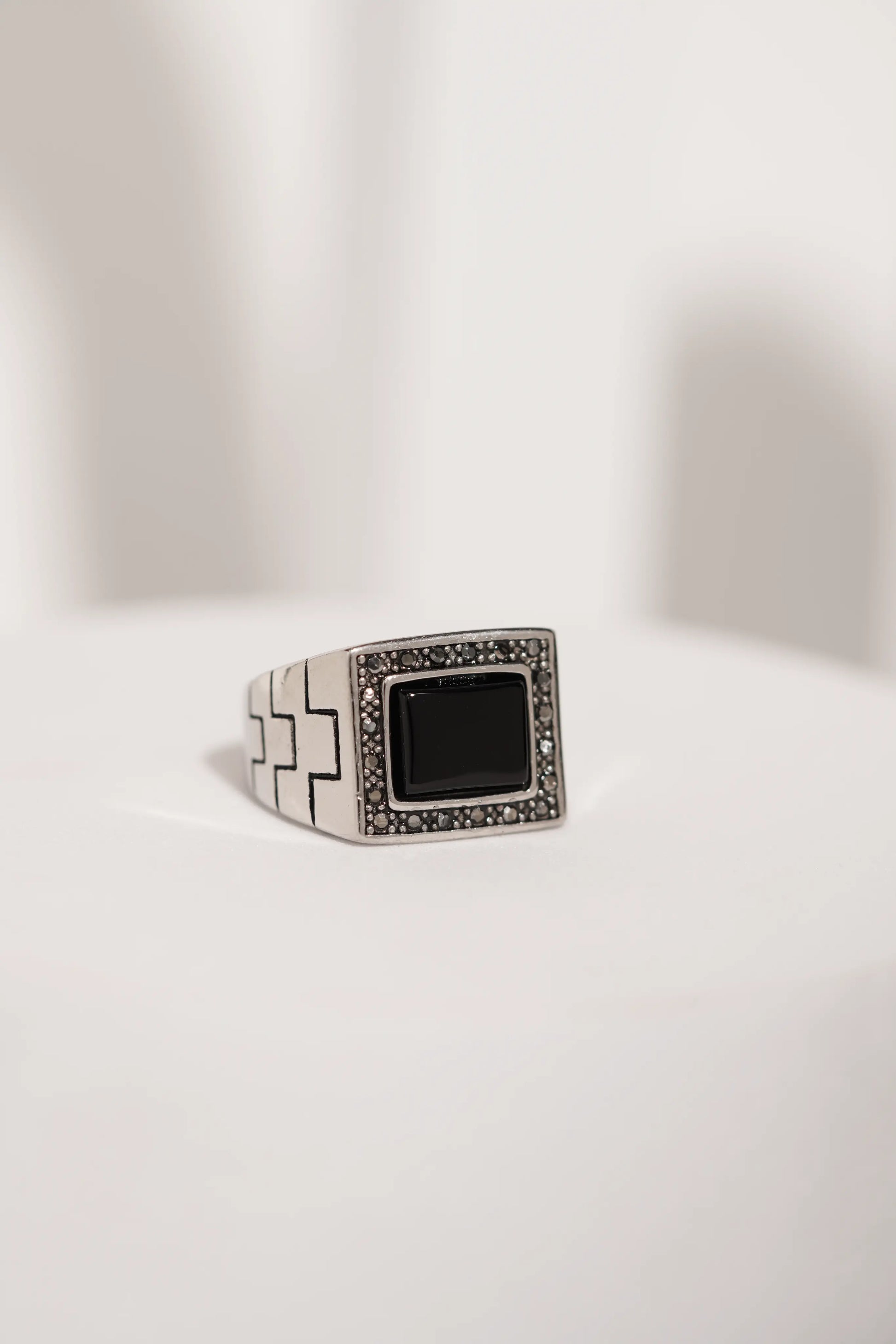 Stone Studded Ring For Men worldjewel.in men's ring