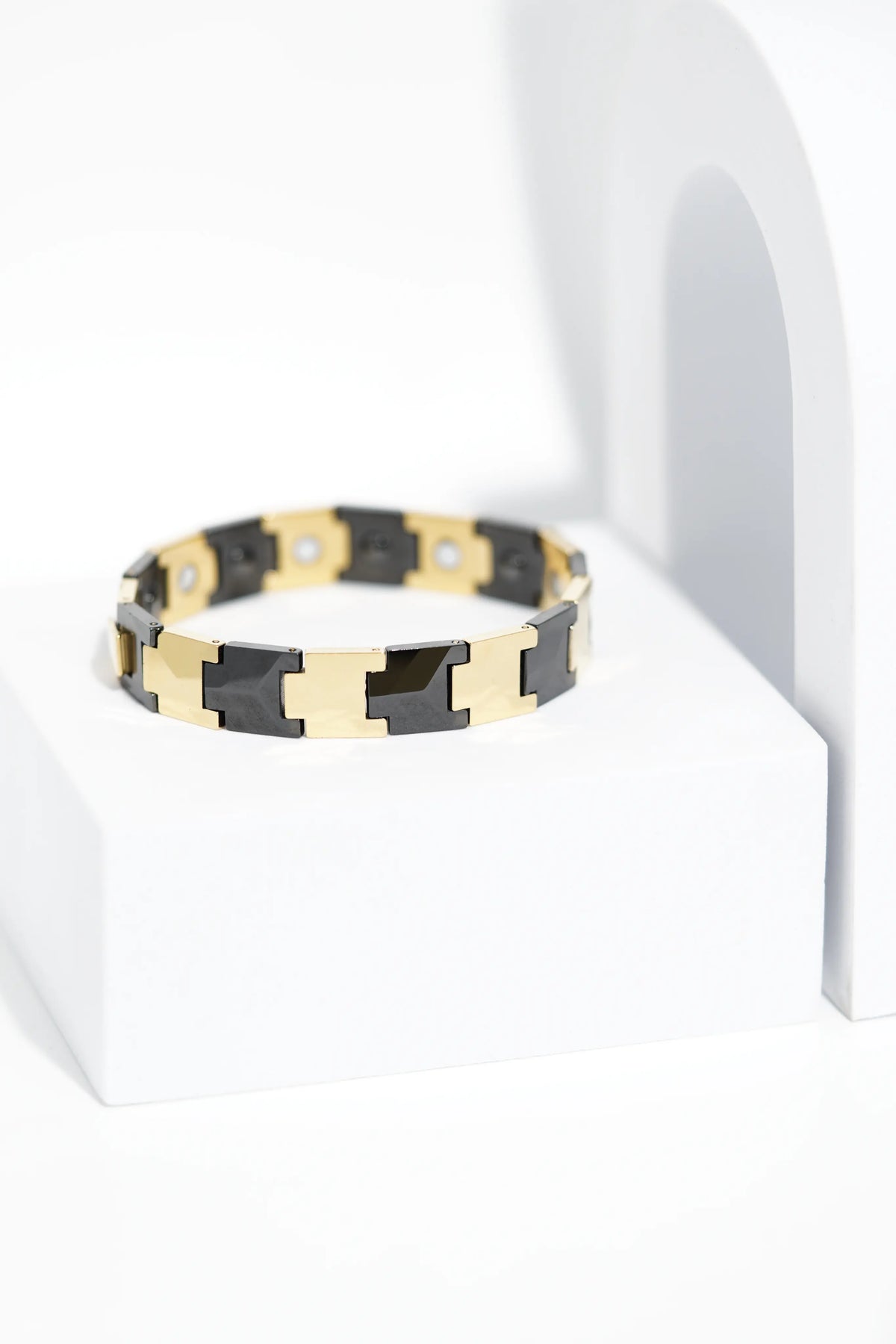 SubtleShine Ceramic bracelet for men. worldjewel.in men's bracelets