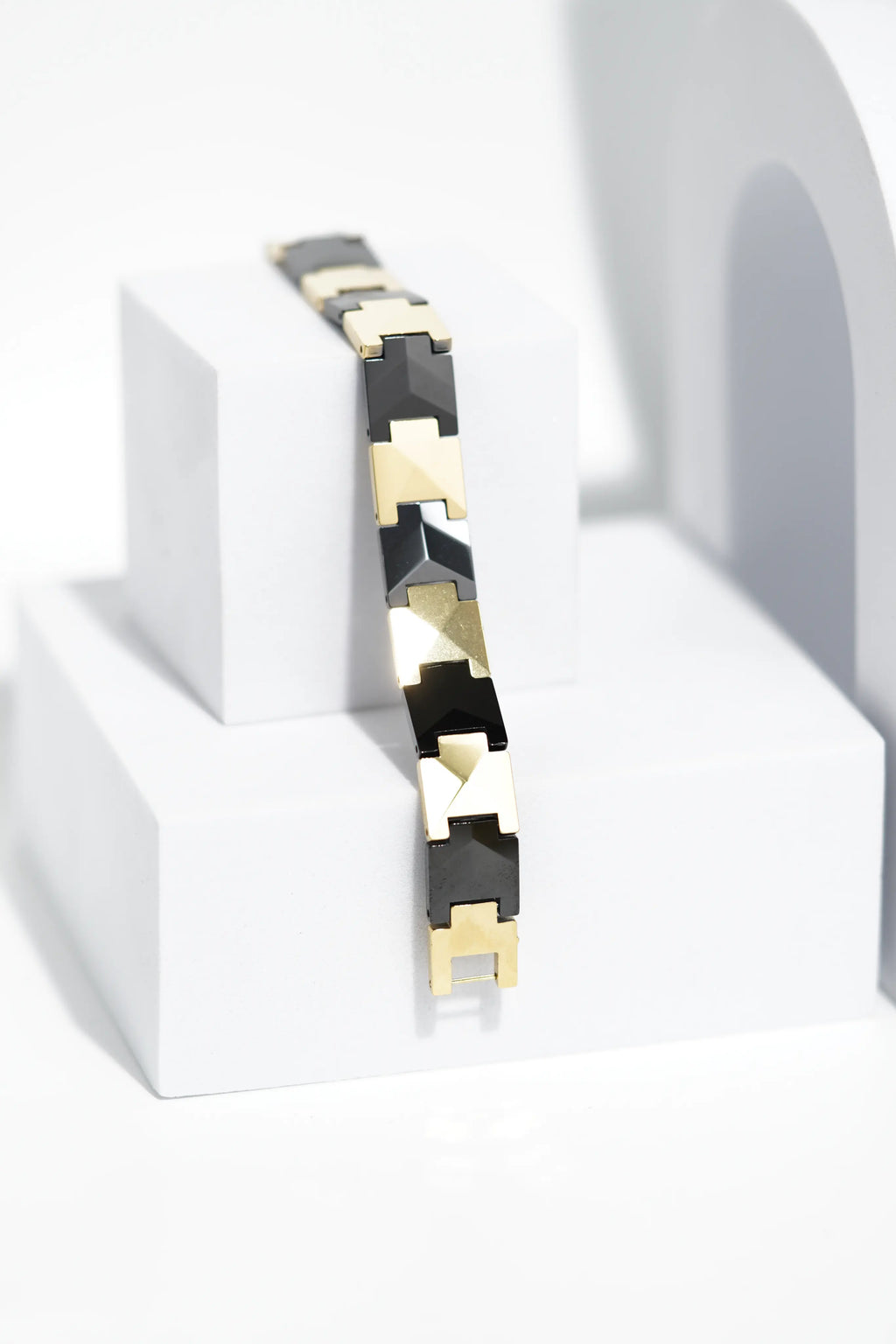 SubtleShine Ceramic bracelet for men. worldjewel.in men's bracelets