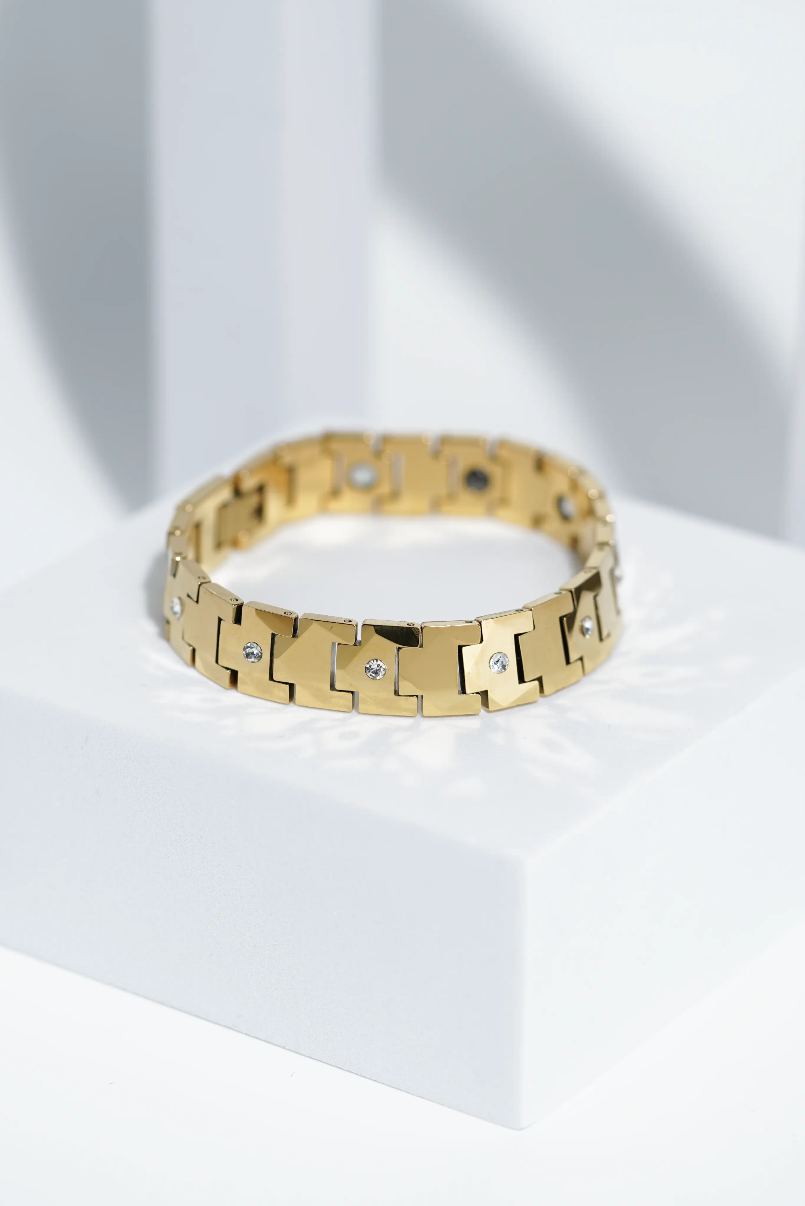 Sun Glow Diamond - Ceramic bracelet for men. worldjewel.in men's bracelets
