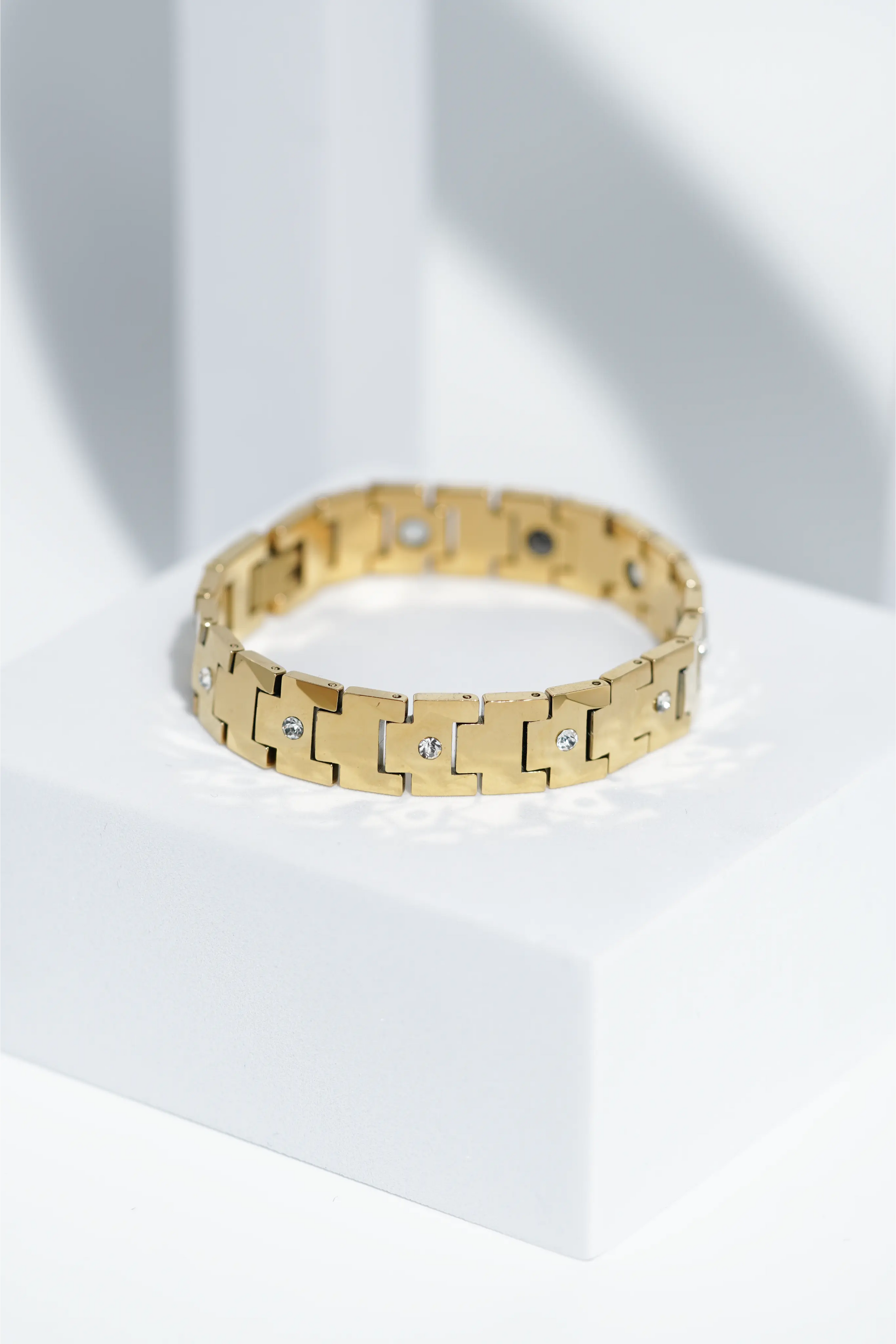 Sun Glow Diamond - Ceramic bracelet for men. worldjewel.in men's bracelets